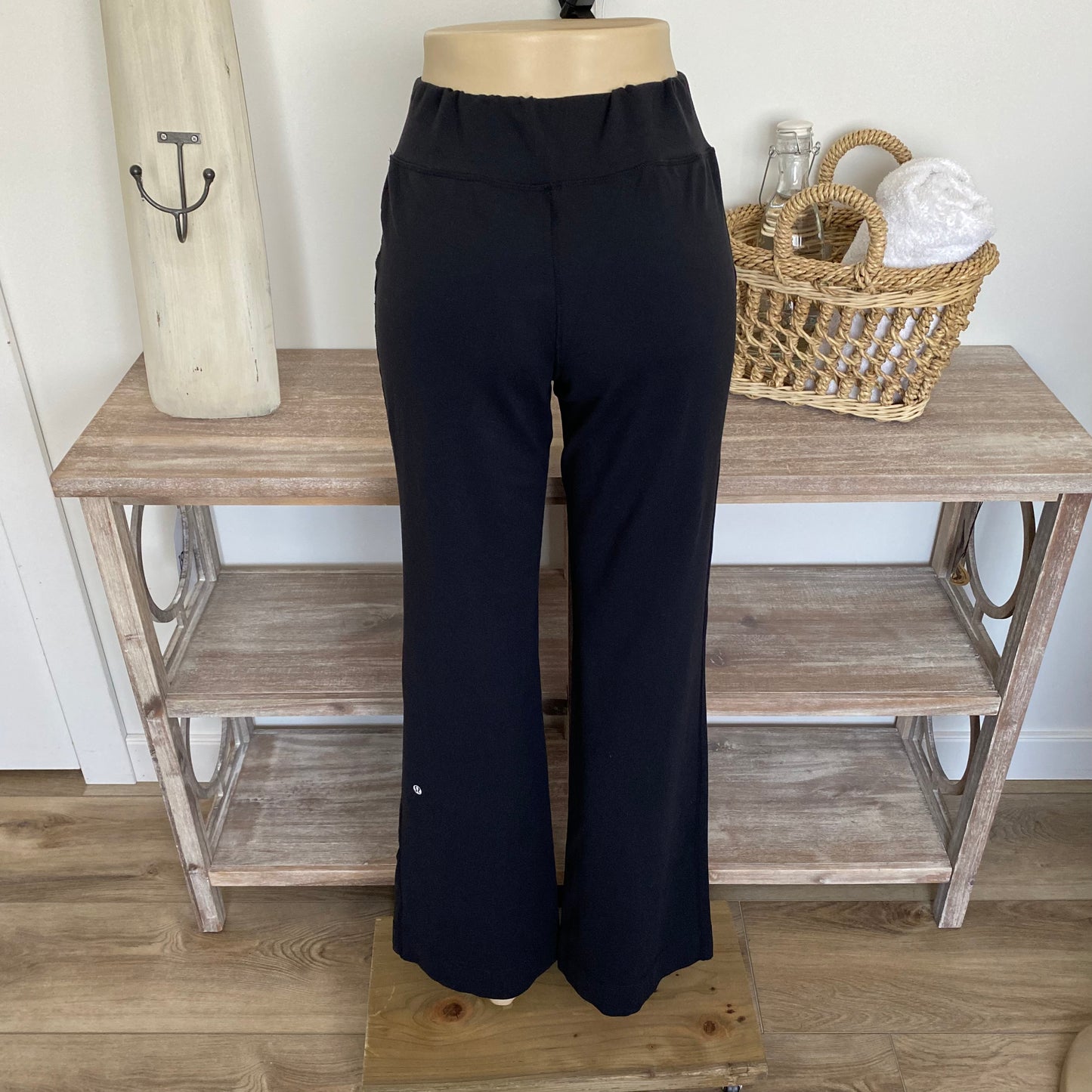 Lululemon Wide Leg High Rise Pants Luon Size 6