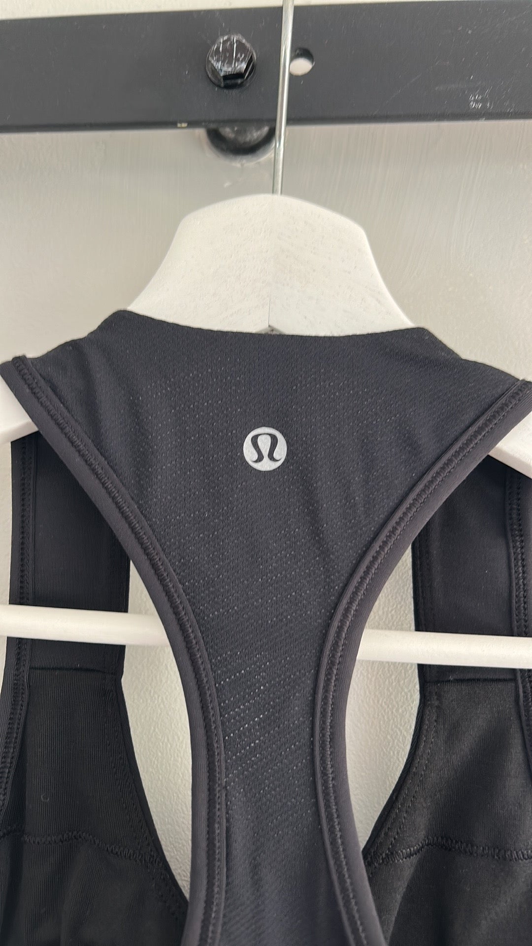 NEW! Lulu Cardio Kick Tank Rare Size 4