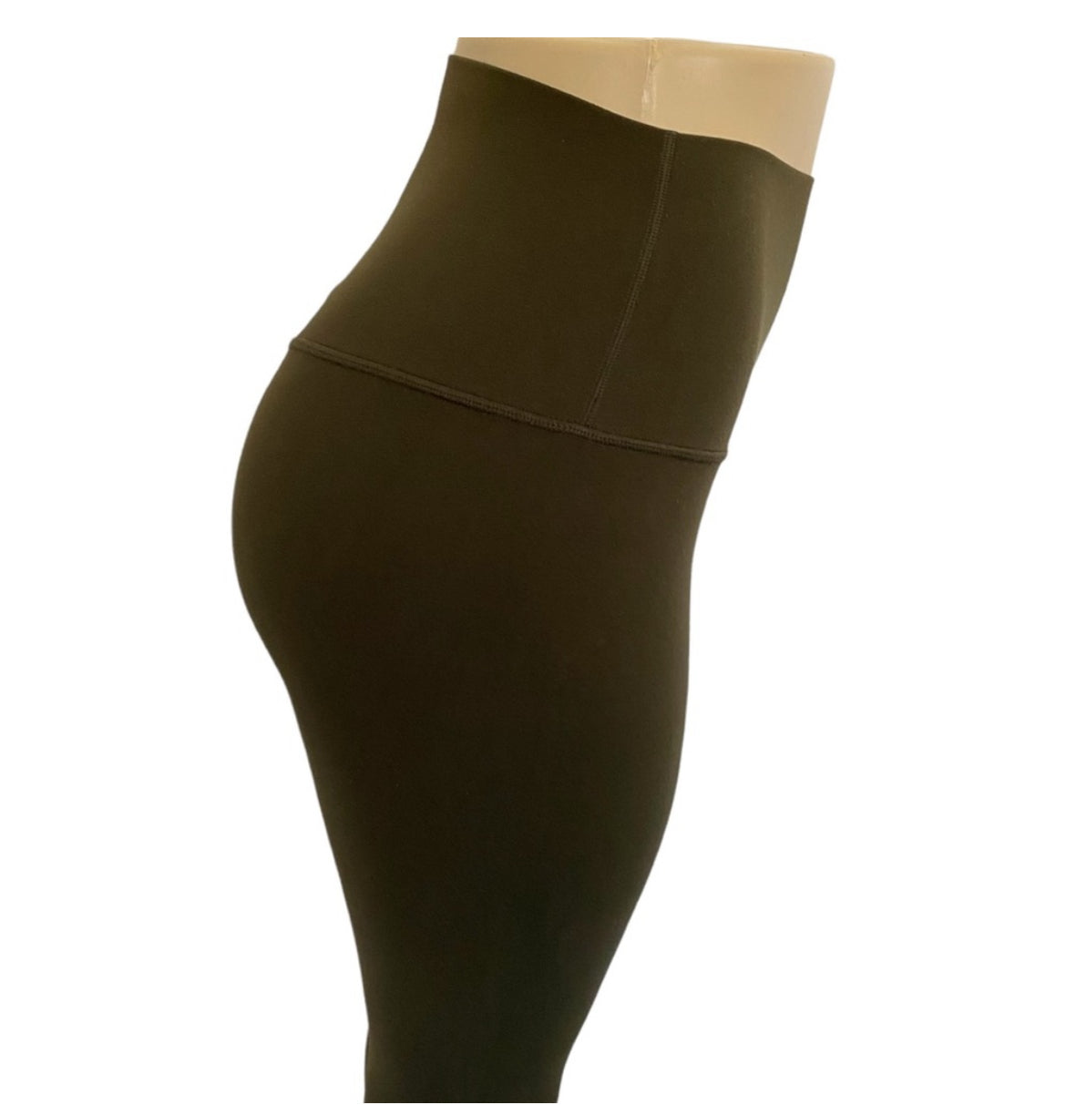 Lulu Size 8 Align High Rise Pant 25” Leggings
