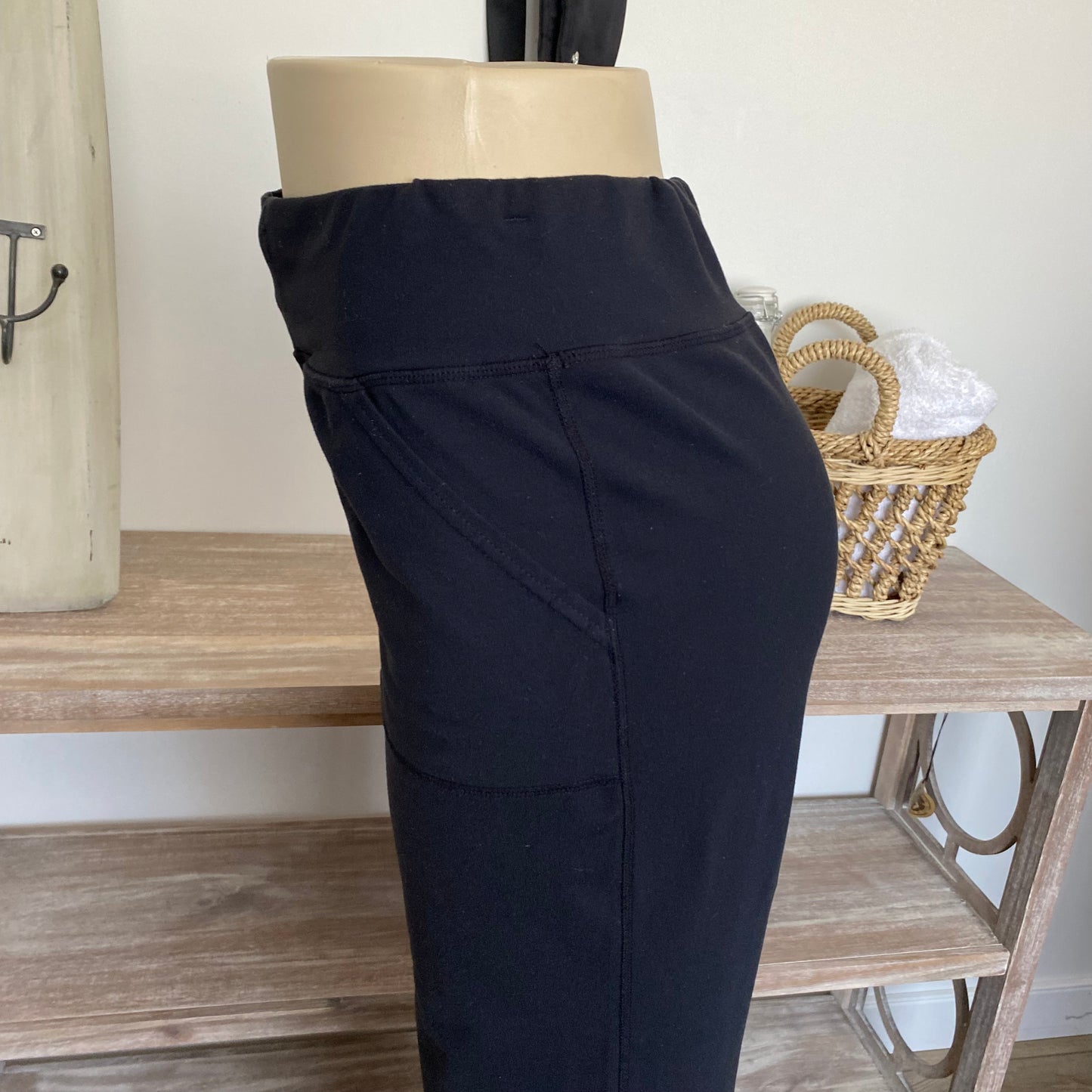 Lululemon Wide Leg High Rise Pants Luon Size 6