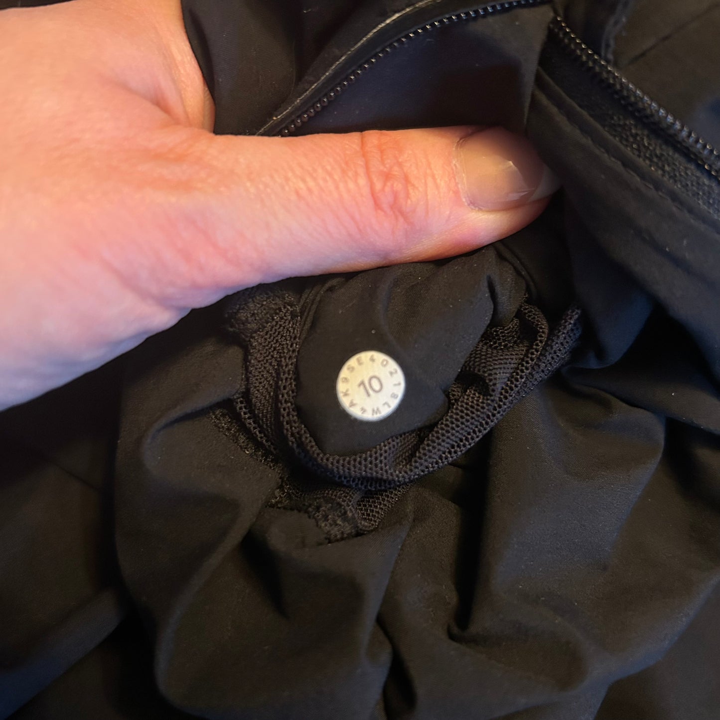 Lululemon Cloud Crush Long Rain Jacket Size 10