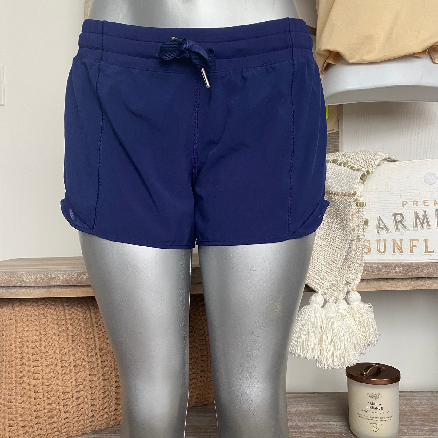Lululemon Hotty Hot Shorts Navy Size 8