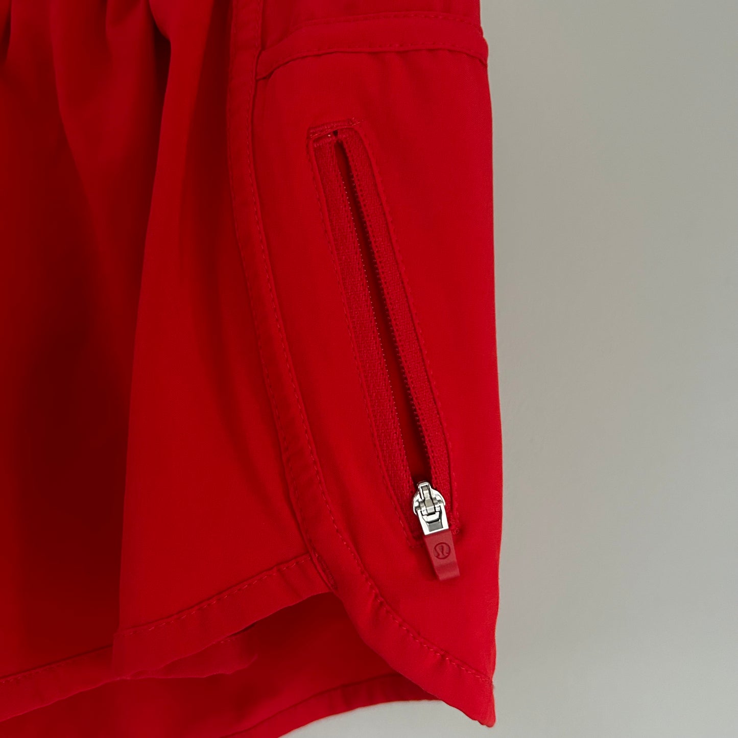 Lululemon Tracker Shorts Size 4