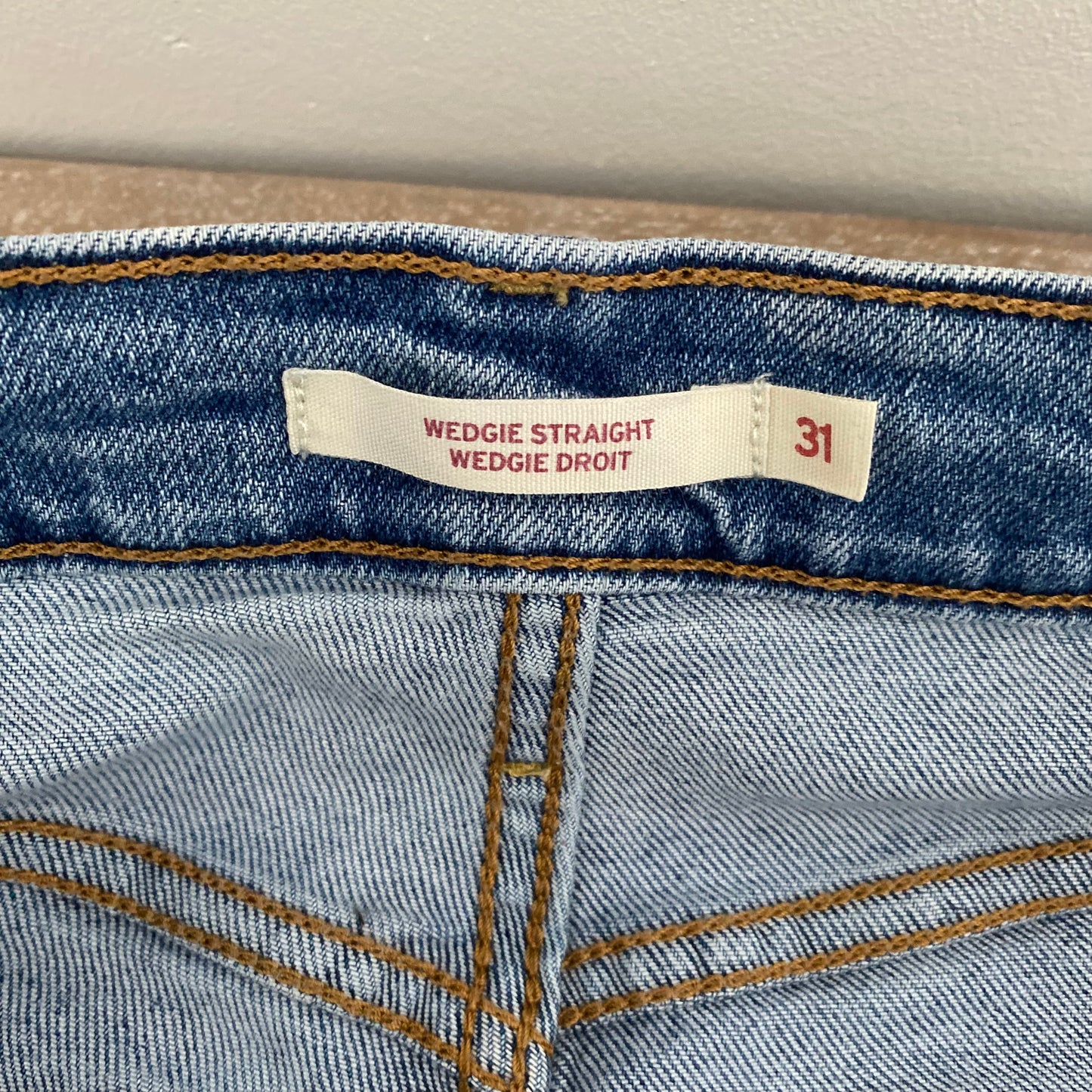 Levi’s Wedgie Straight High Rise Blue Denim Jeans Size 31