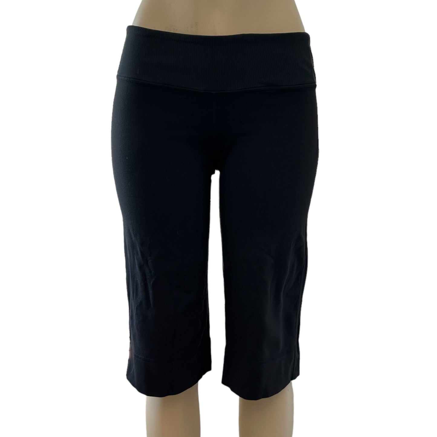 Lululemon Bermuda Shorts Ribbed Waistband Black Rare Size 6