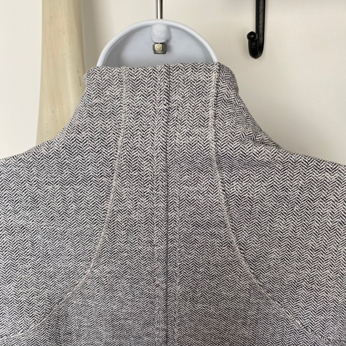 Rare Lululemon Forme Jacket Size 12