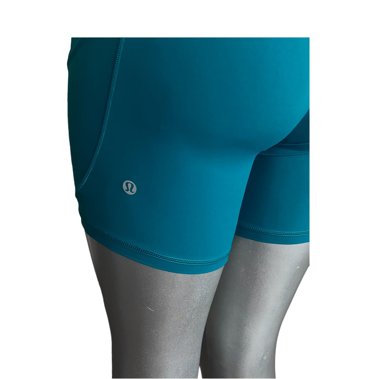 Lululemon Fast And Free Shorts 6”Non-Reflective Size 8