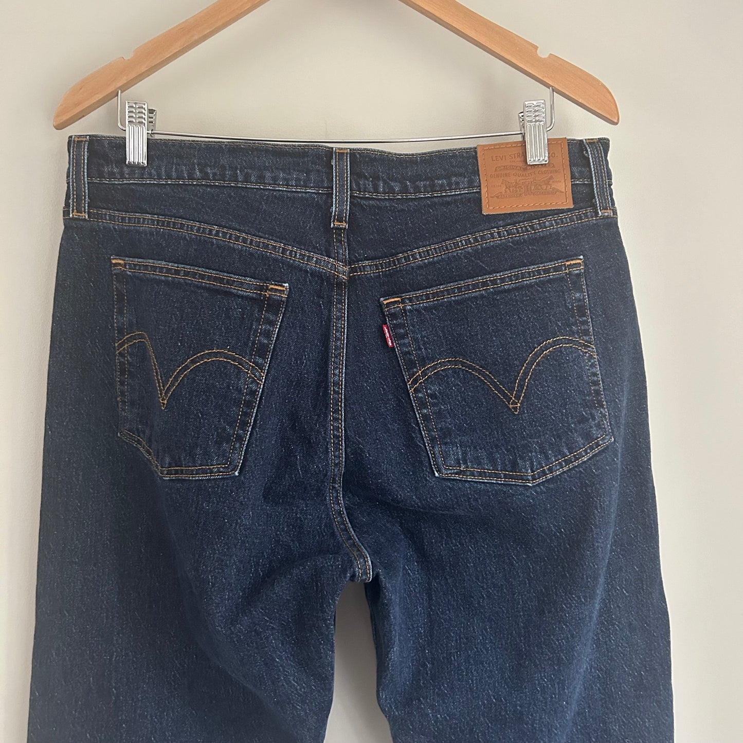 Levi’s Like New Wedgie Straight Dark Wash Denim Jeans Size 32x28