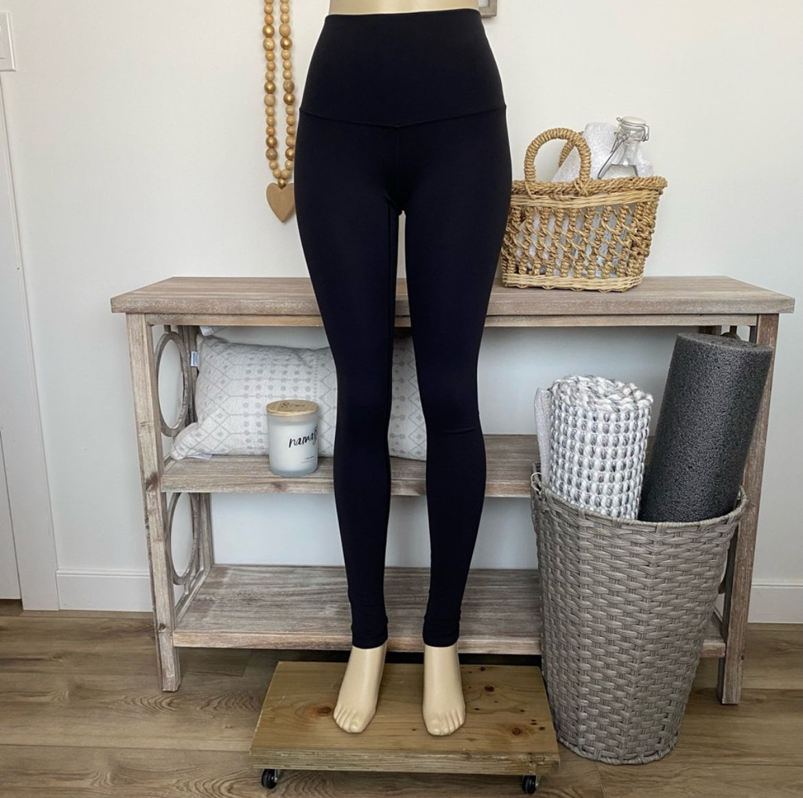 Lululemon Wunder Under Luon High Rise Leggings Rare Size 4