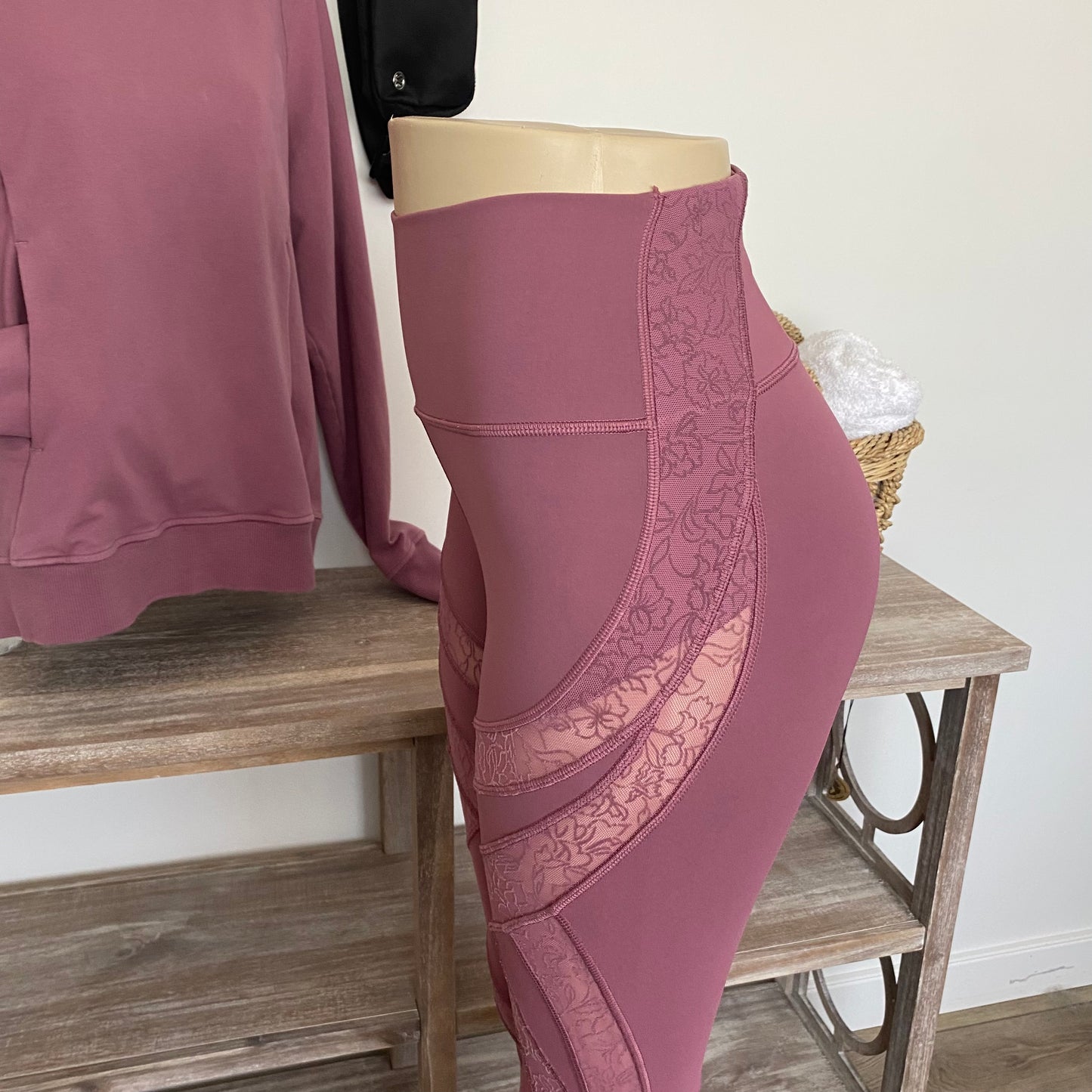 Rare Lululemon Wunder Under High-Rise Leggings *Flocked Size 4