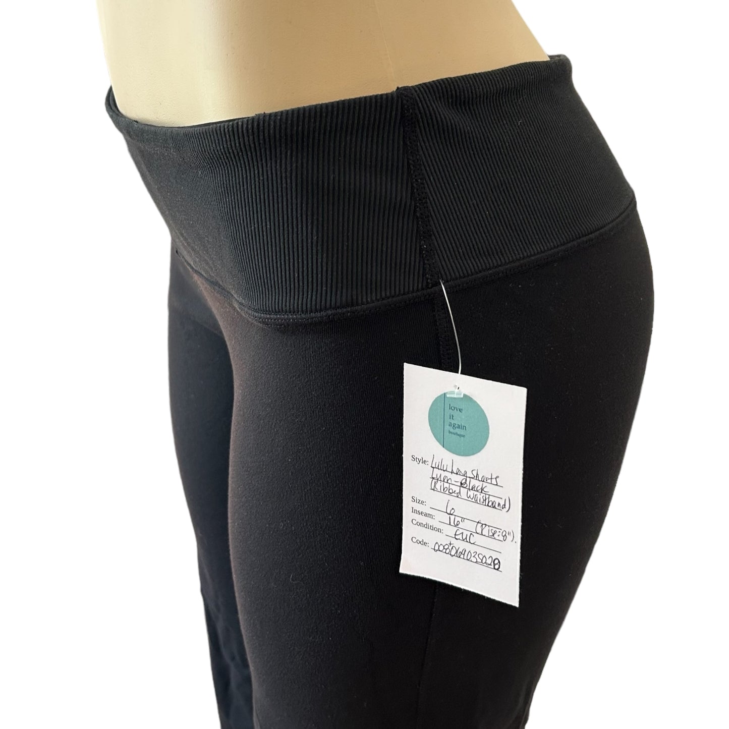 Lululemon Bermuda Shorts Ribbed Waistband Black Rare Size 6