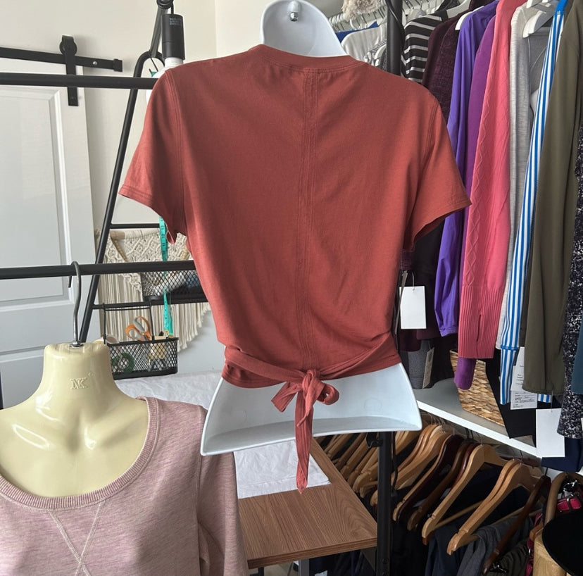 Lulu Time To Restore Short Sleeve Rare Size Small-Medium
