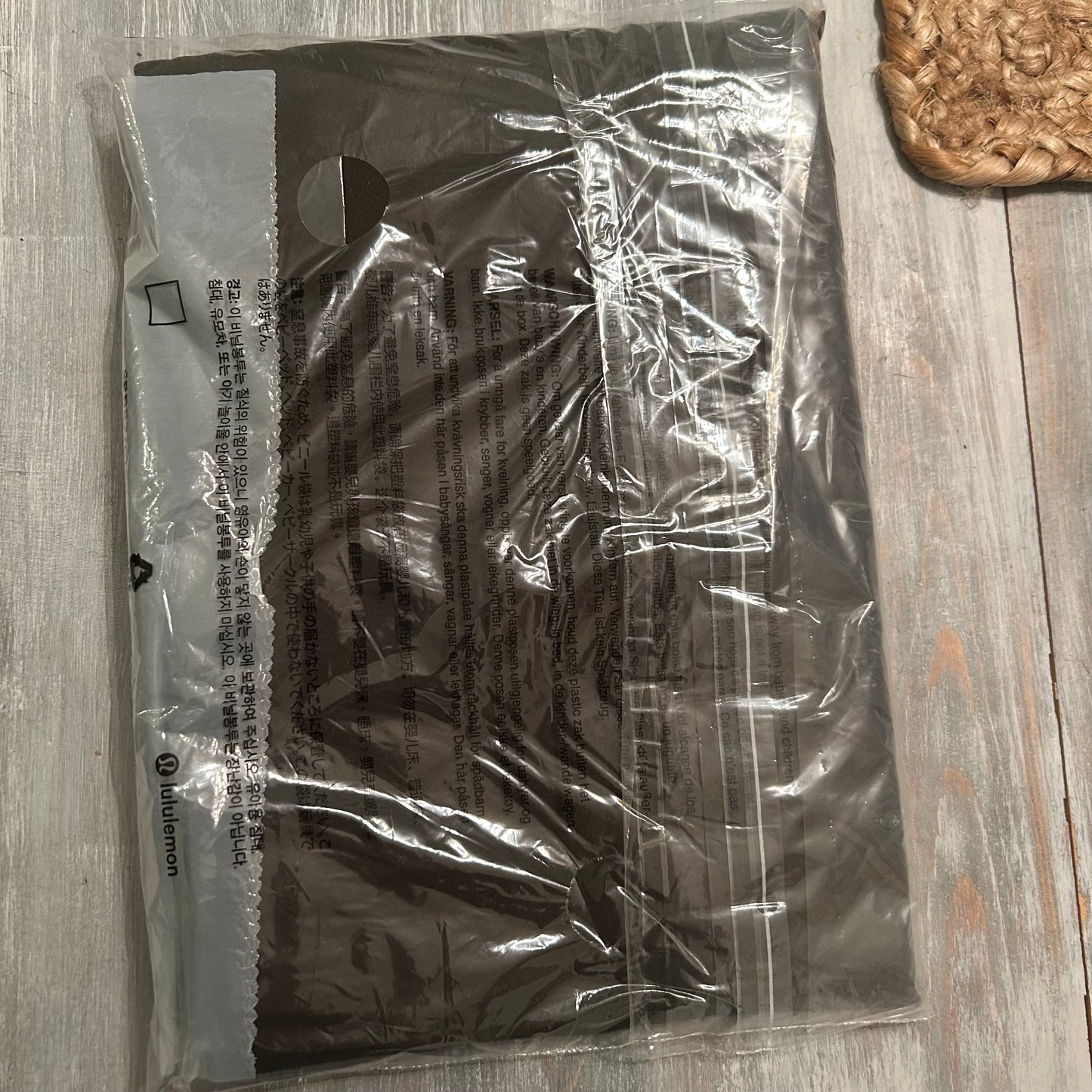 NEW! Lulu Green Align Jogger Rare Size 10