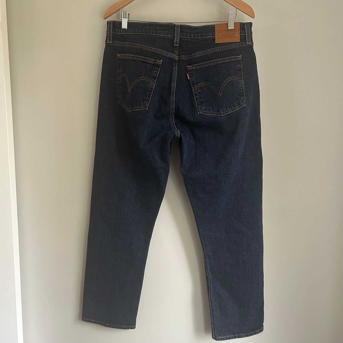 Levi’s Like New Wedgie Straight Dark Wash Denim Jeans Size 32x28