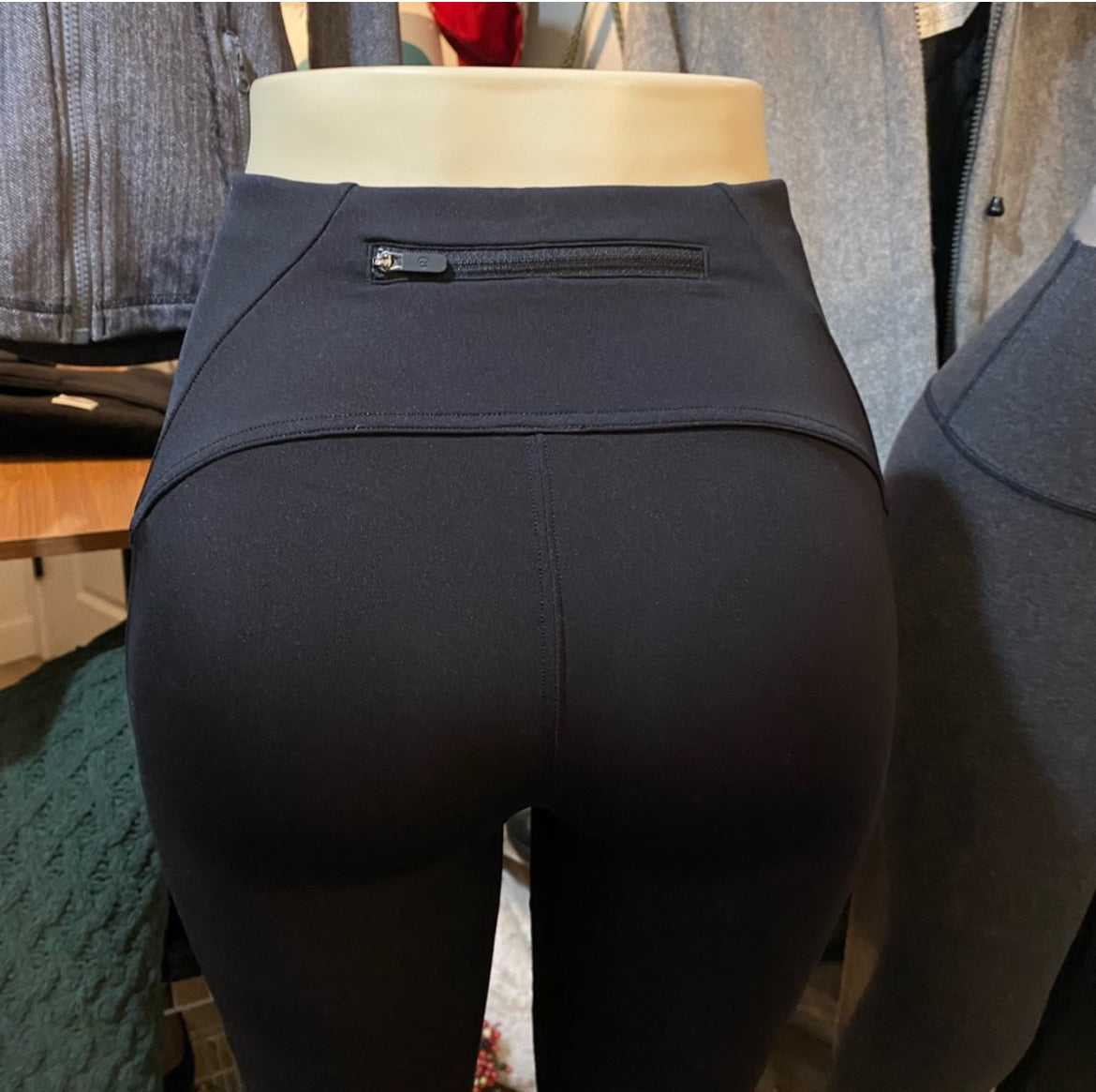 Lulu Size 4 Fast As Fleece Leggings
