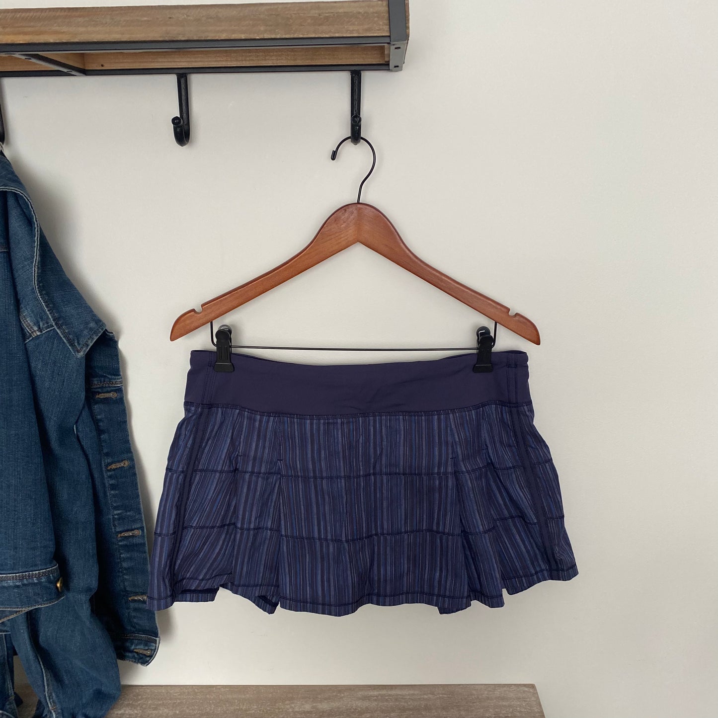 Rare Lululemon Pace Rival Skirt *2-way Stretch Size 10 - Love it again boutique