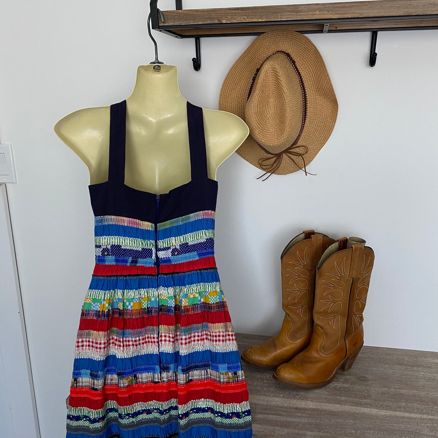 Stunning Vintage Vera Mont Paris Maxi Dress