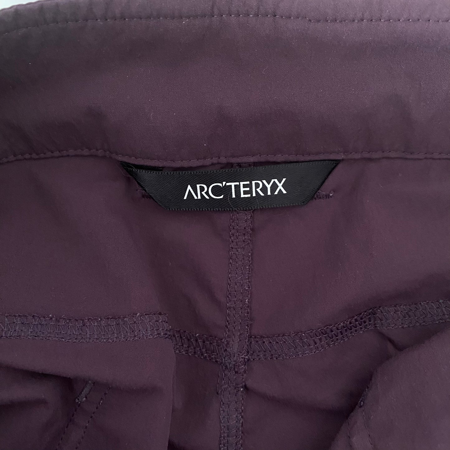 Arc’teryx Cargo Pockets Capri Crops Size 4