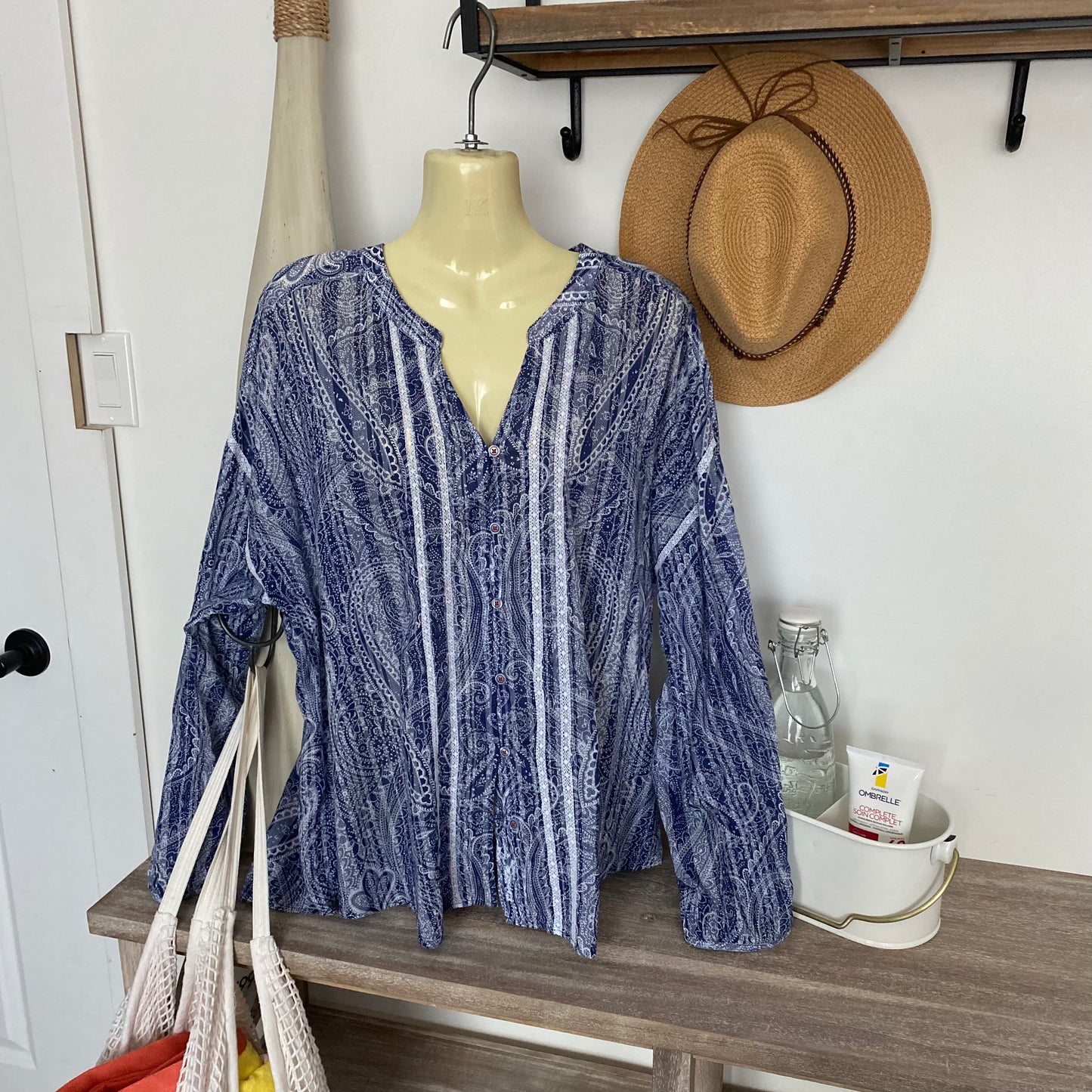 Robert Graham Paisley Crochet Detail Button Up Sheer Shirt Size XL
