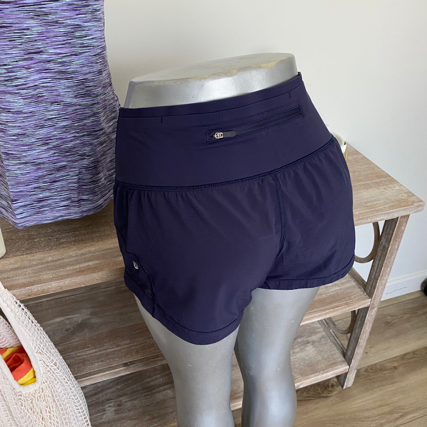 RARE Lululemon Pace Perfect Shorts Size 8