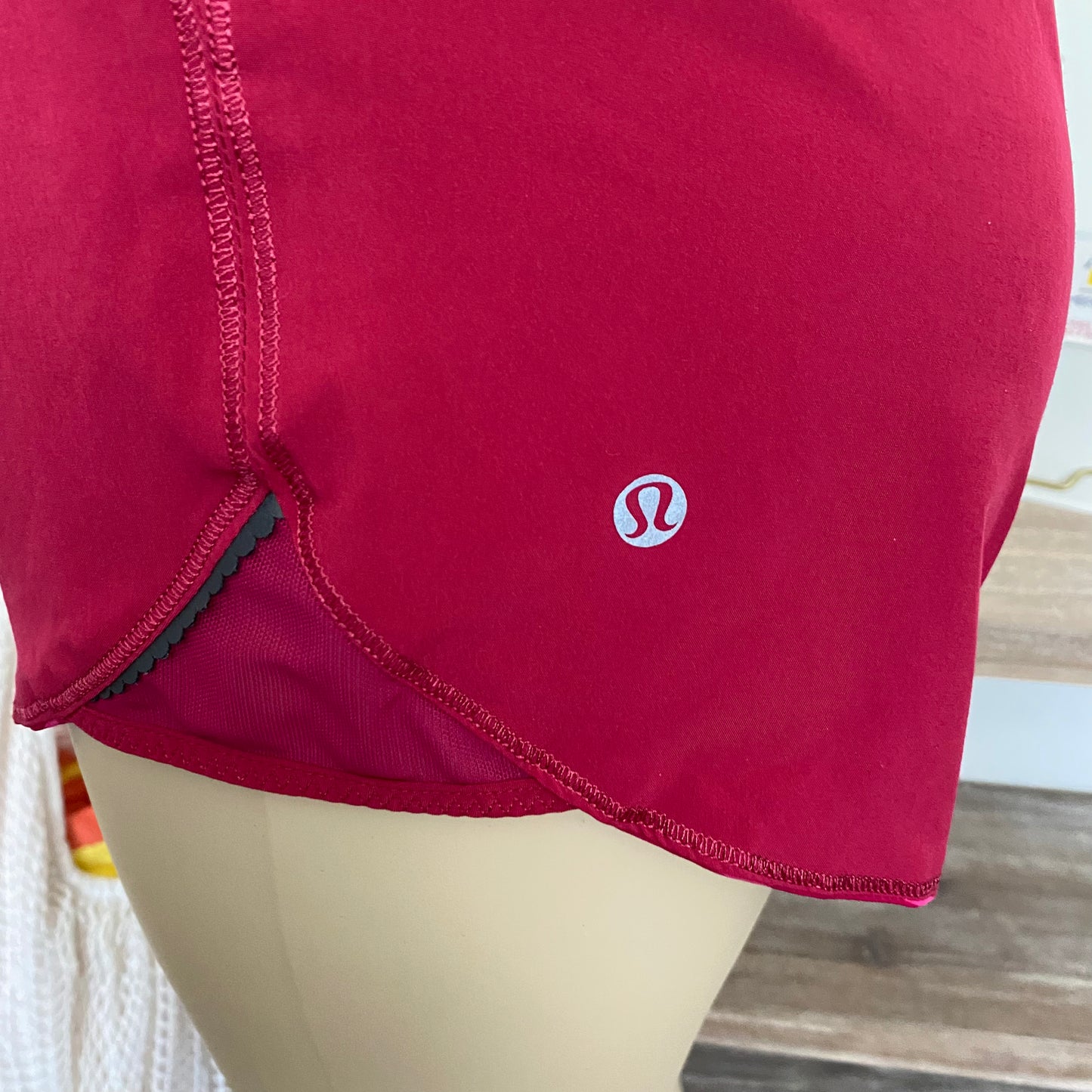Rare Lululemon Go The Distance Shorts Size 6