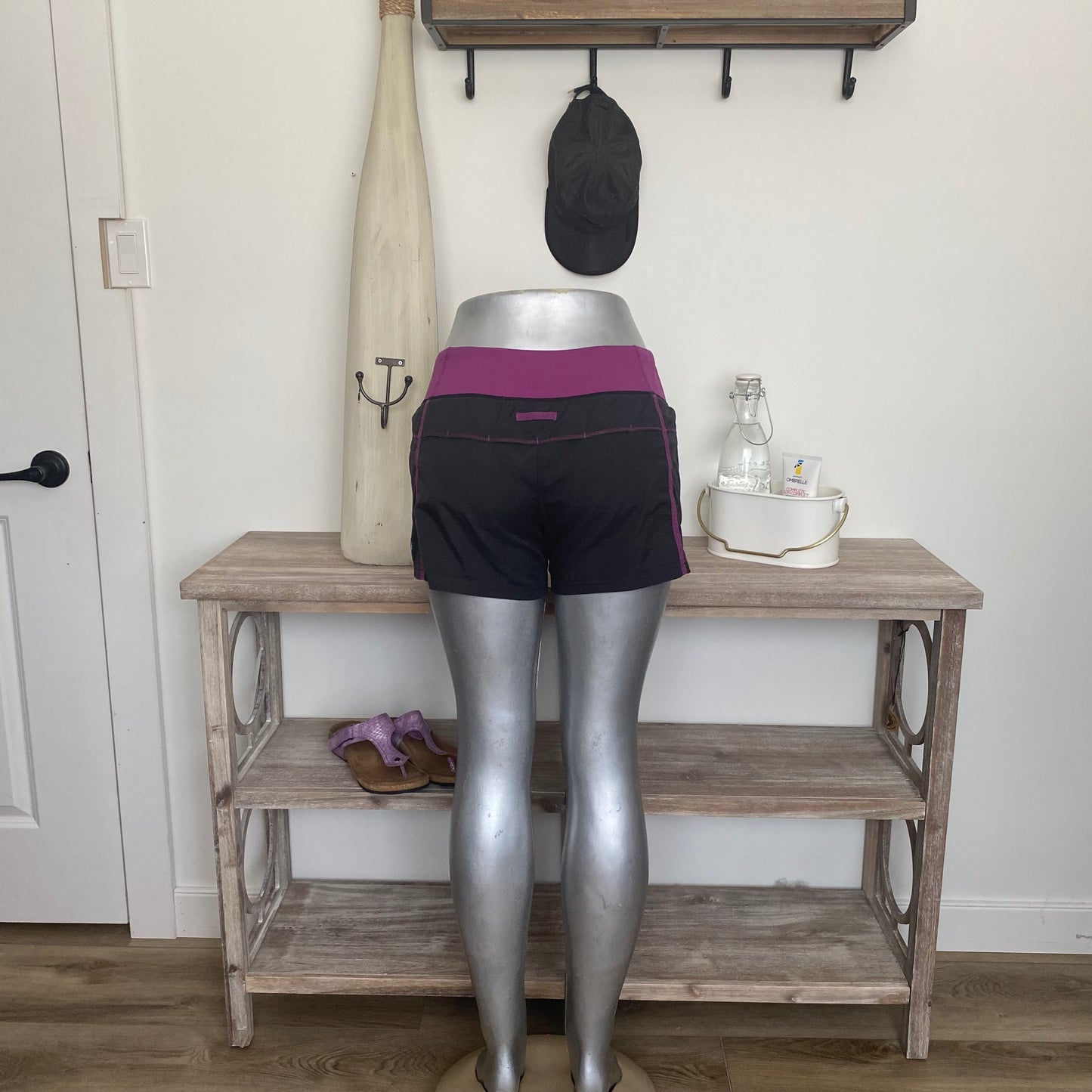 Lululemon All Sport Shorts Size 6