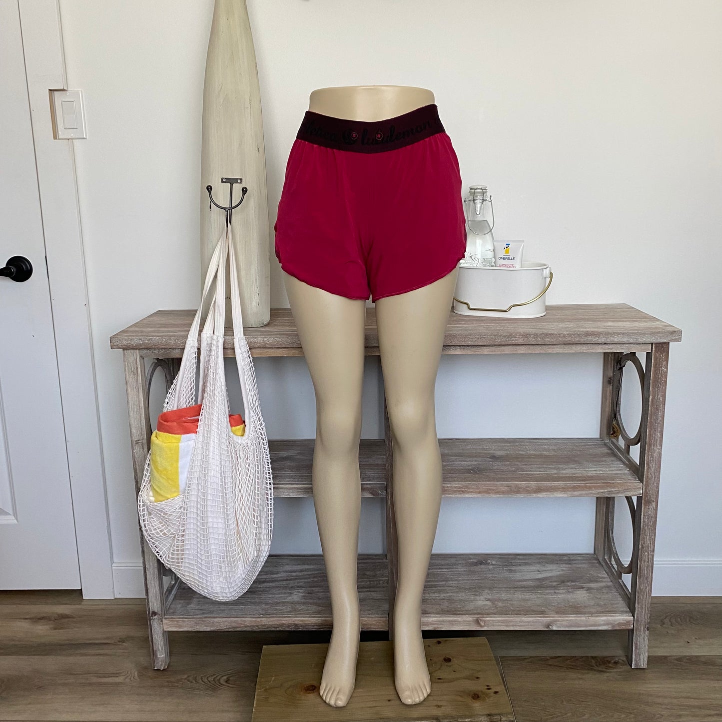Rare Lululemon Go The Distance Shorts Size 6