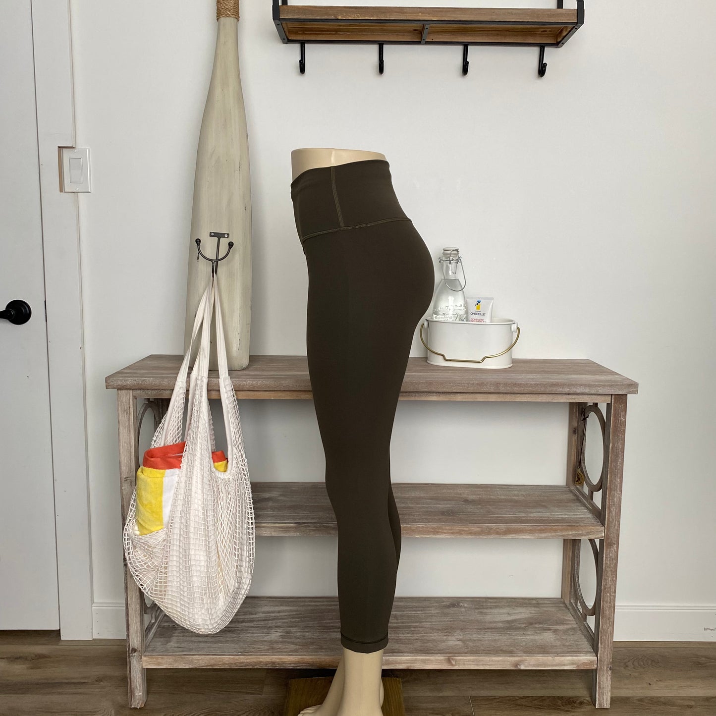Rare Lululemon Wunder Train High Rise Crop Size 6