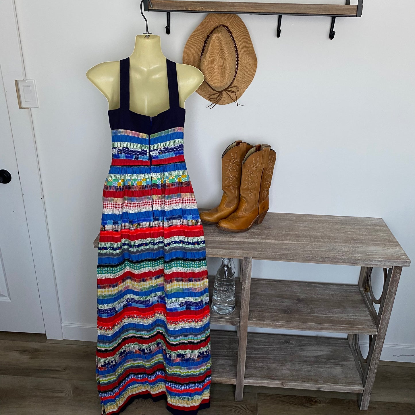 Stunning Vintage Vera Mont Paris Maxi Dress
