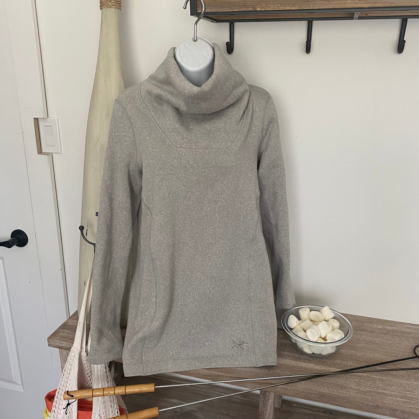 Arc’teryx Desira Cowl Funnel Turtleneck Sweater Tunic Size Medium
