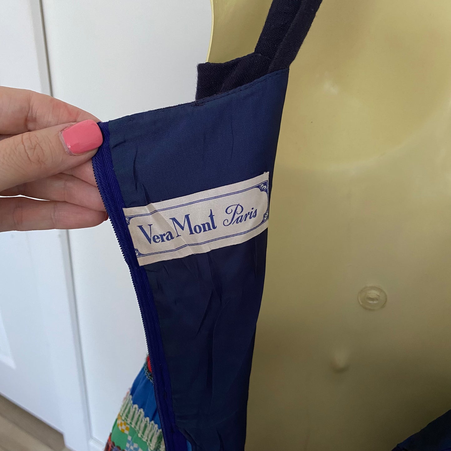 Stunning Vintage Vera Mont Paris Maxi Dress