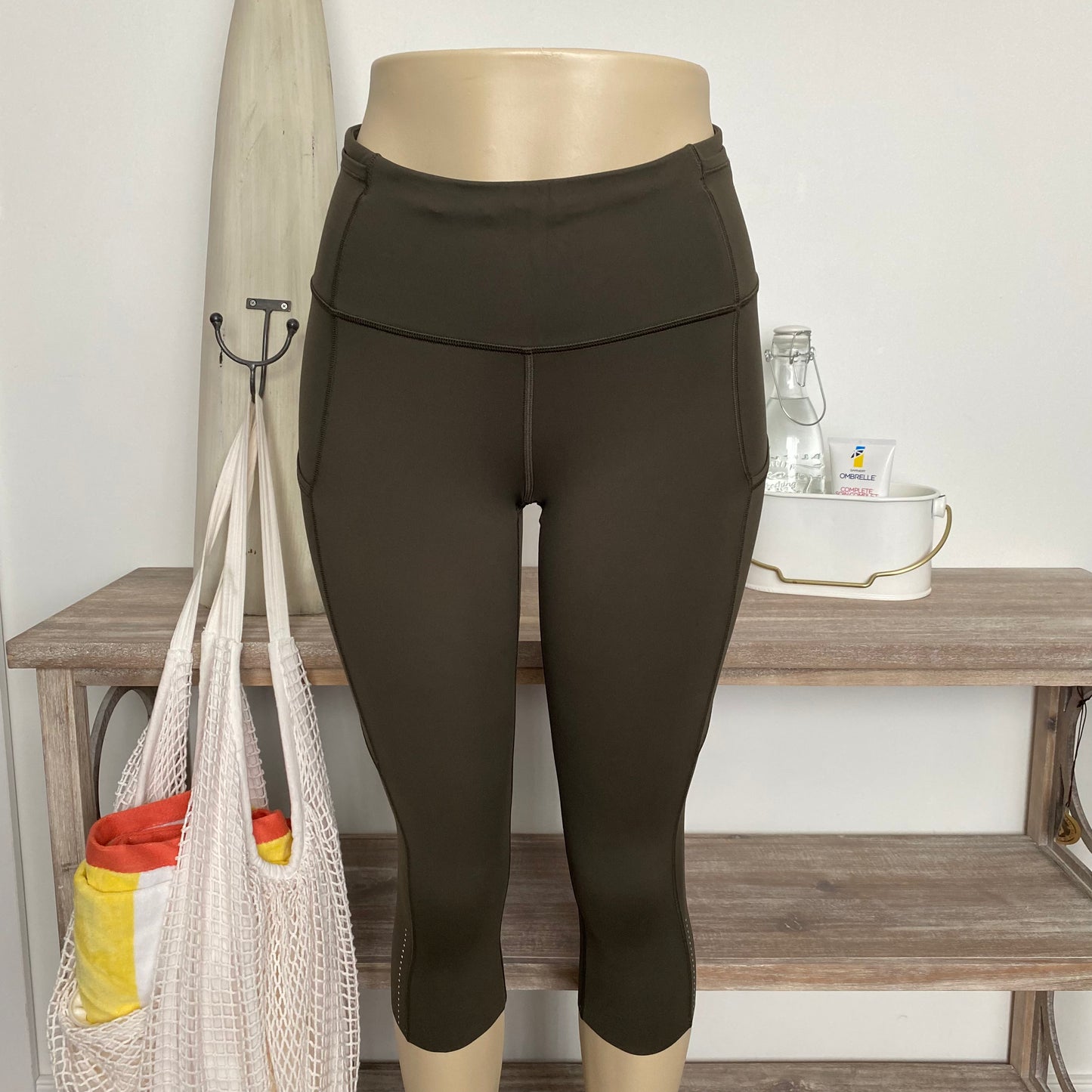 Lululemon Fast & Free Crop II Nulux 19” Size 6