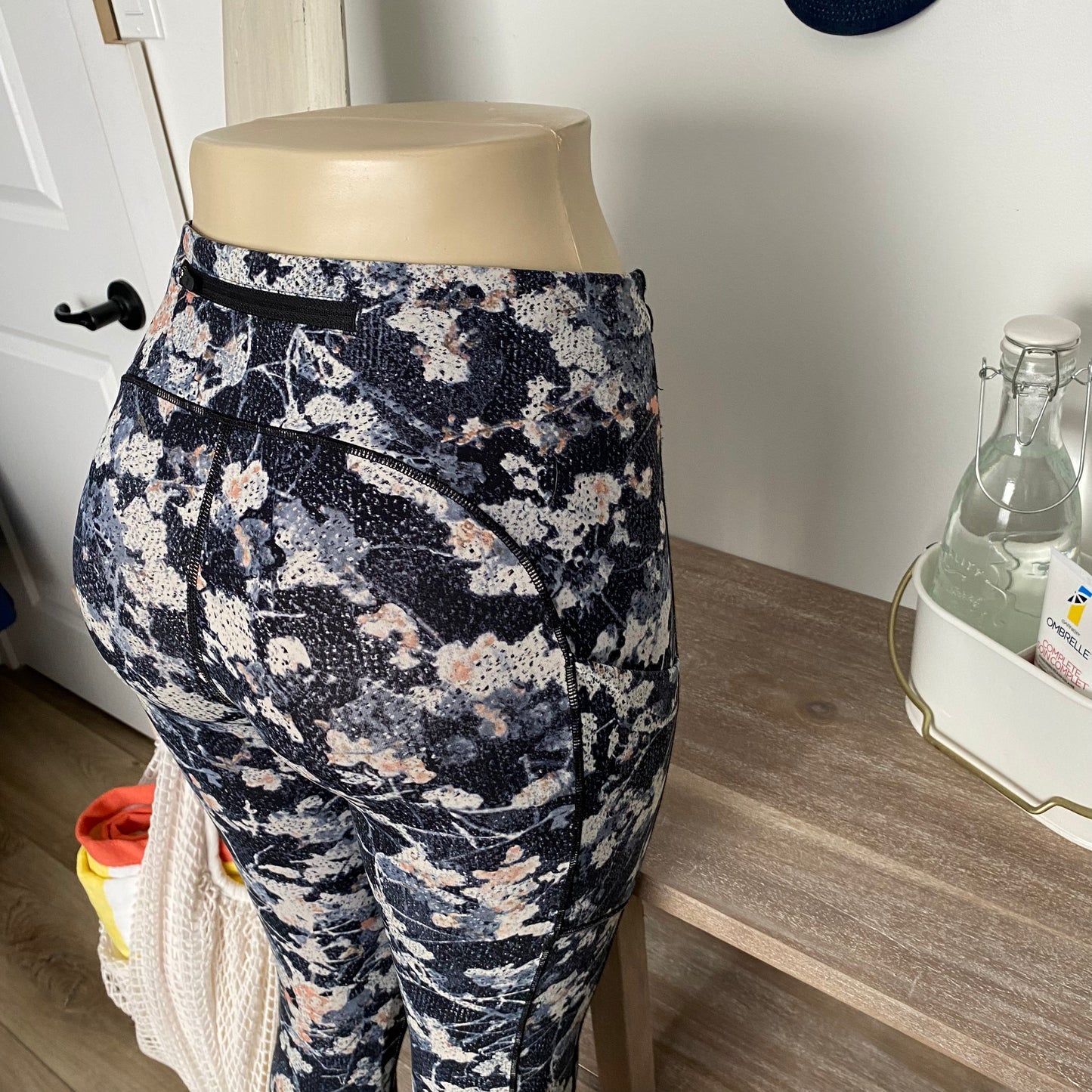 Lululemon Speed Up Tight Full On Luxtreme Pockets Leggings Size 6