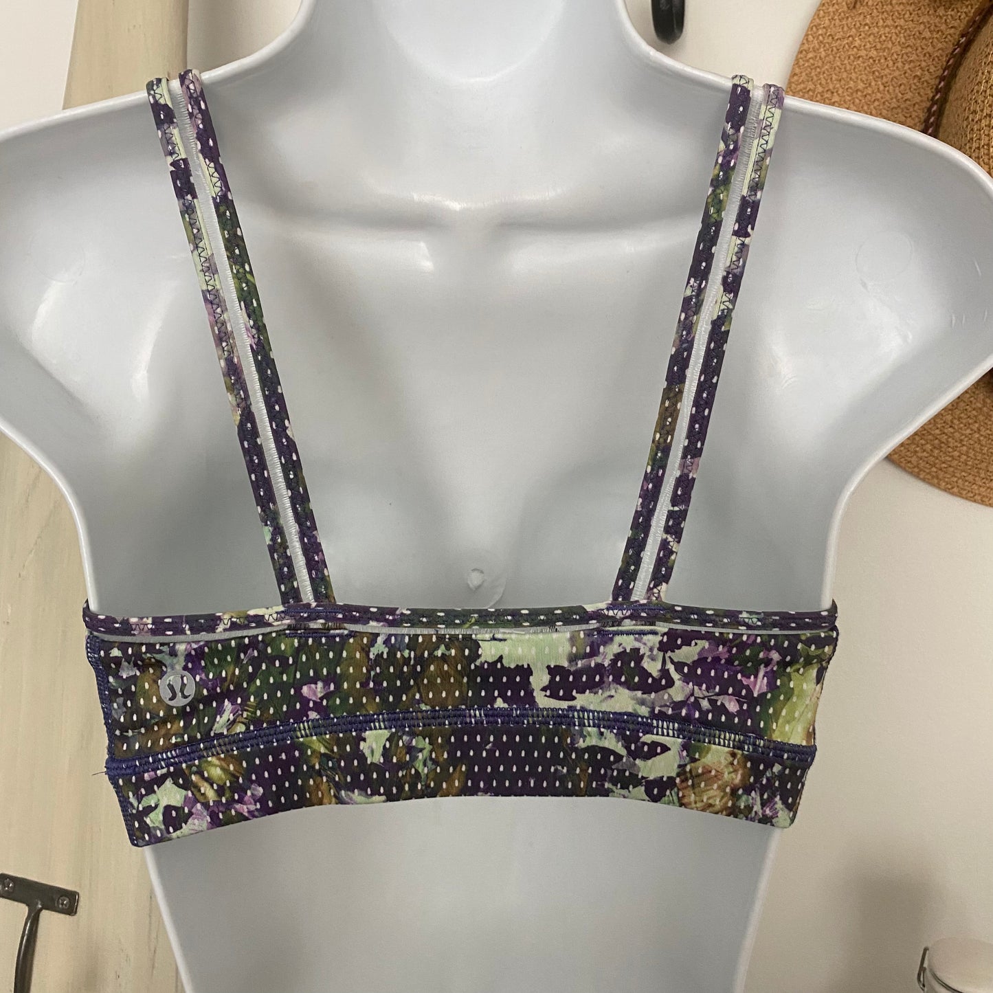 Rare Lululemon Straight Up Bra Size 6