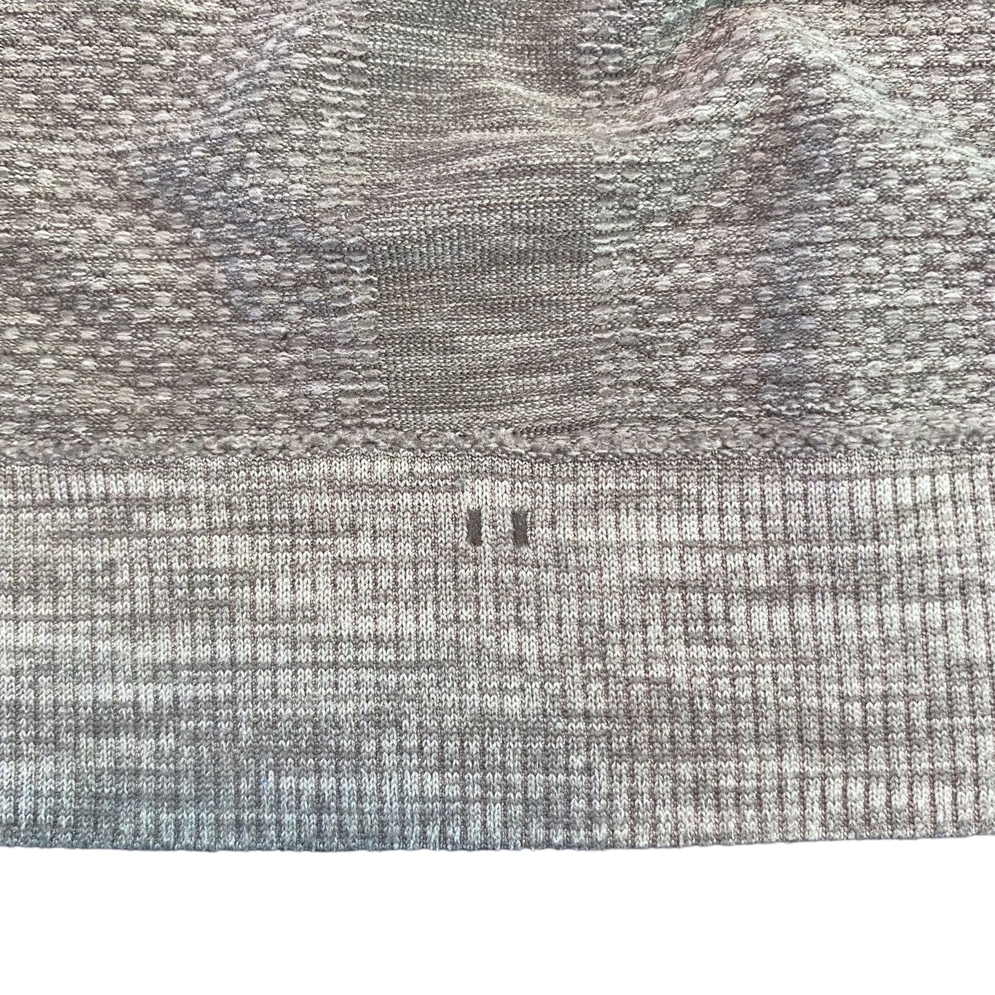 Lululemon Swiftly Breathe Relaxed Long Sleeve Size 6