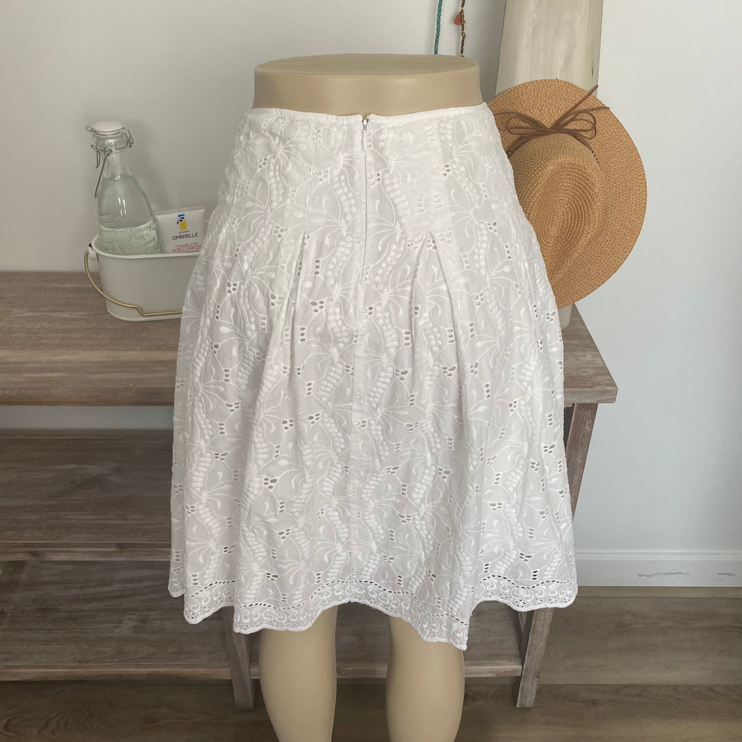 White Eyelet 100% Cotton Skirt Small-Medium