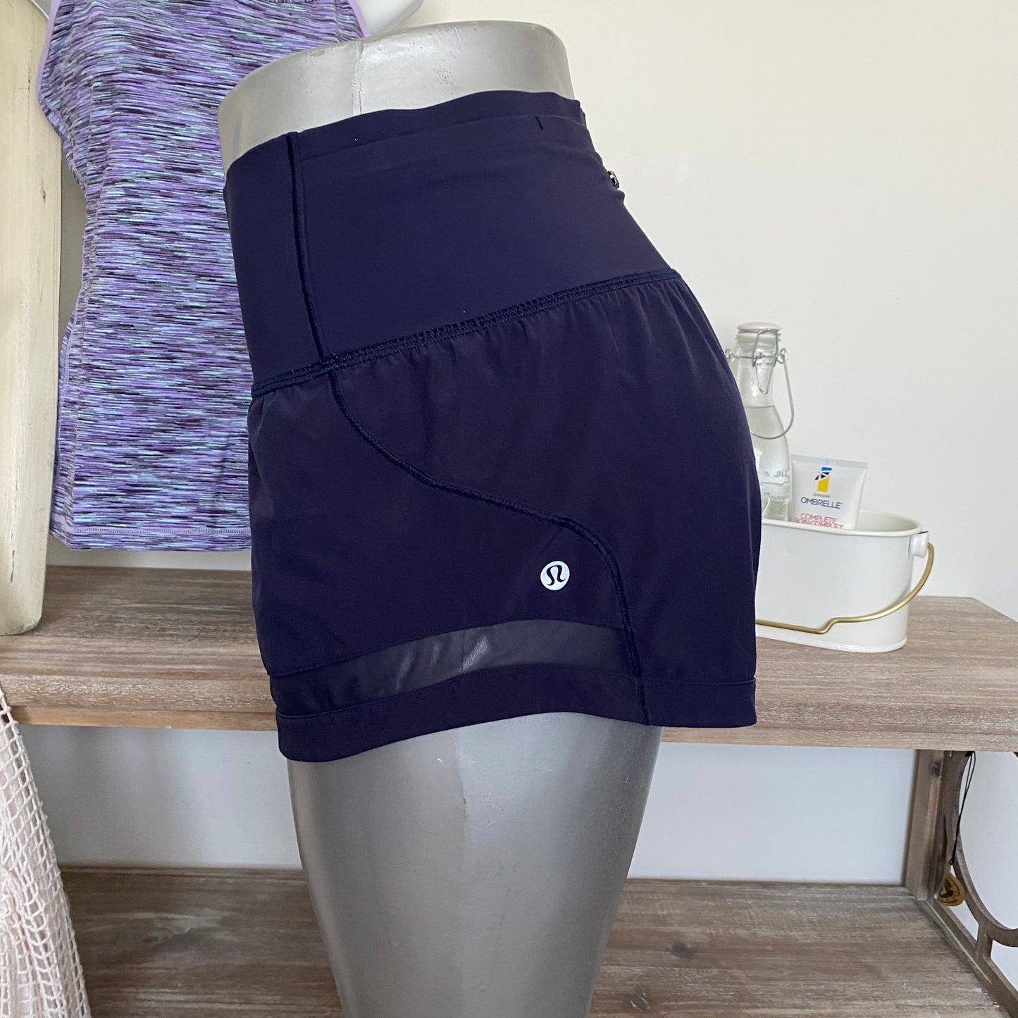 RARE Lululemon Pace Perfect Shorts Size 8