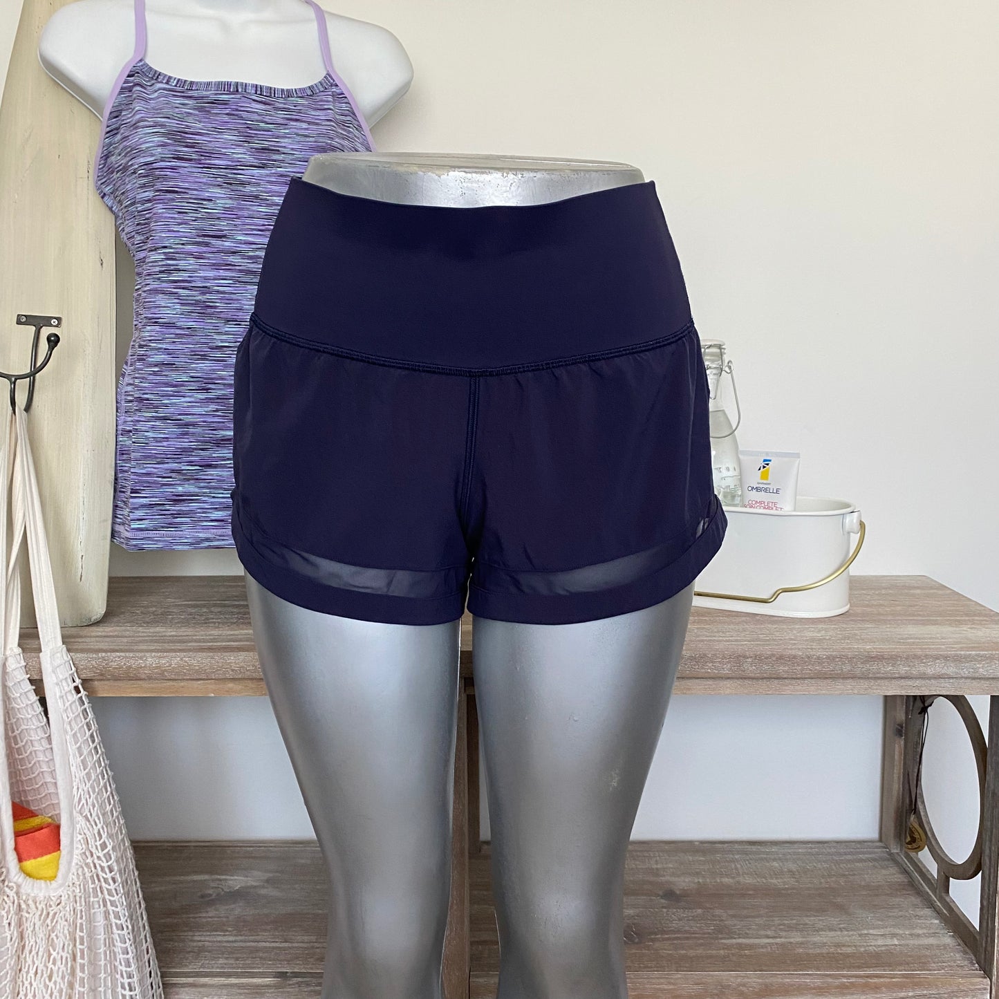 RARE Lululemon Pace Perfect Shorts Size 8