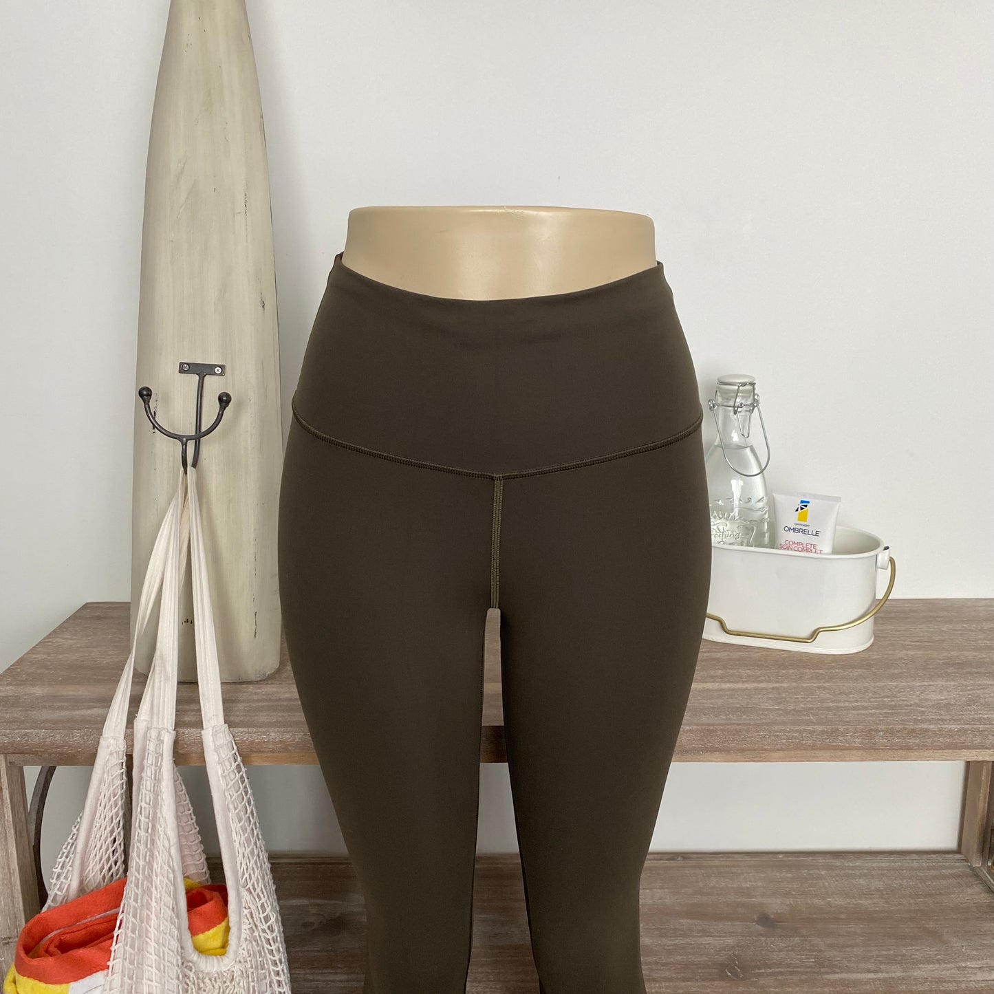 Rare Lululemon Wunder Train High Rise Crop Size 6