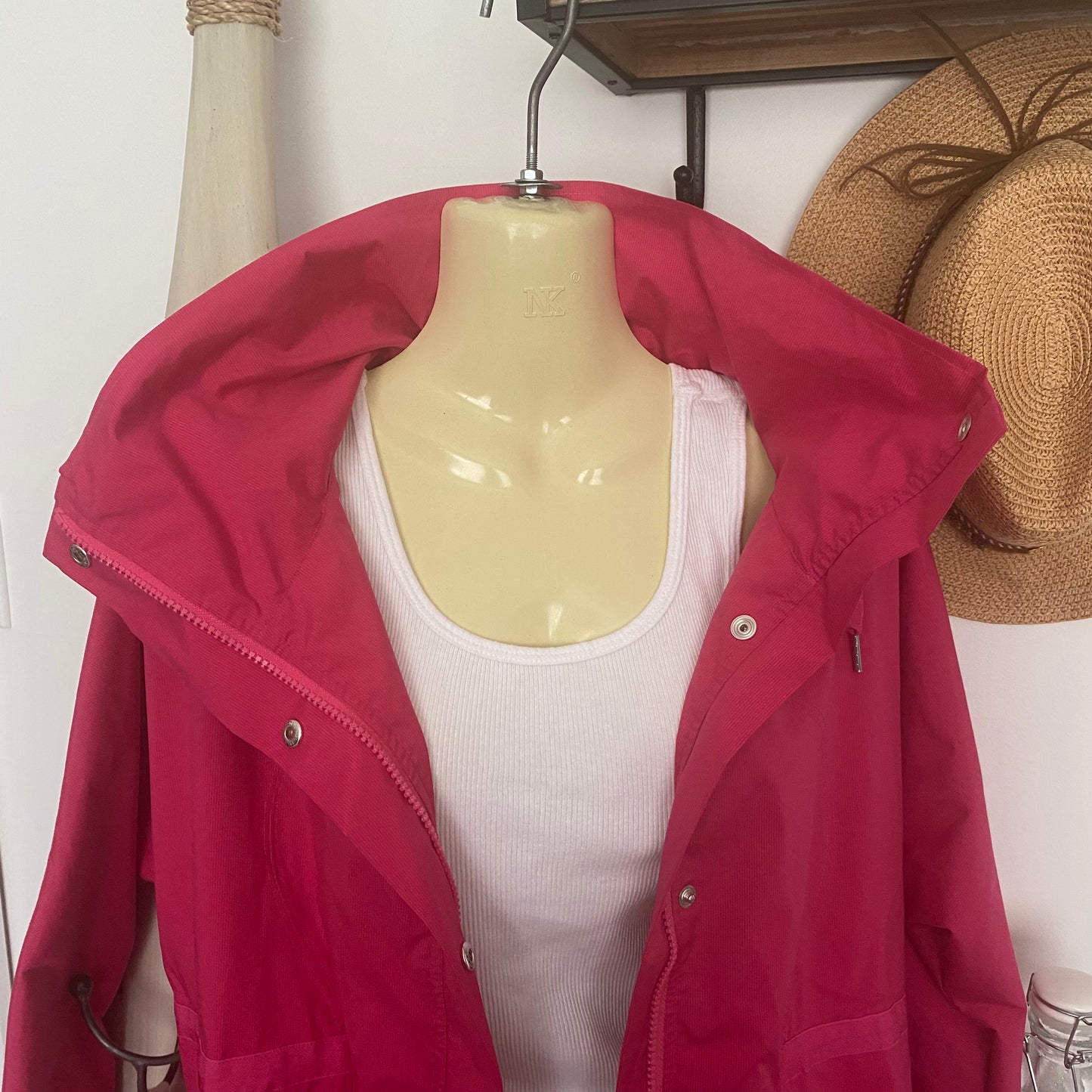 Rare Lululemon Devi Bomber Jacket Cropped Boxy Hood in Collar Size 6