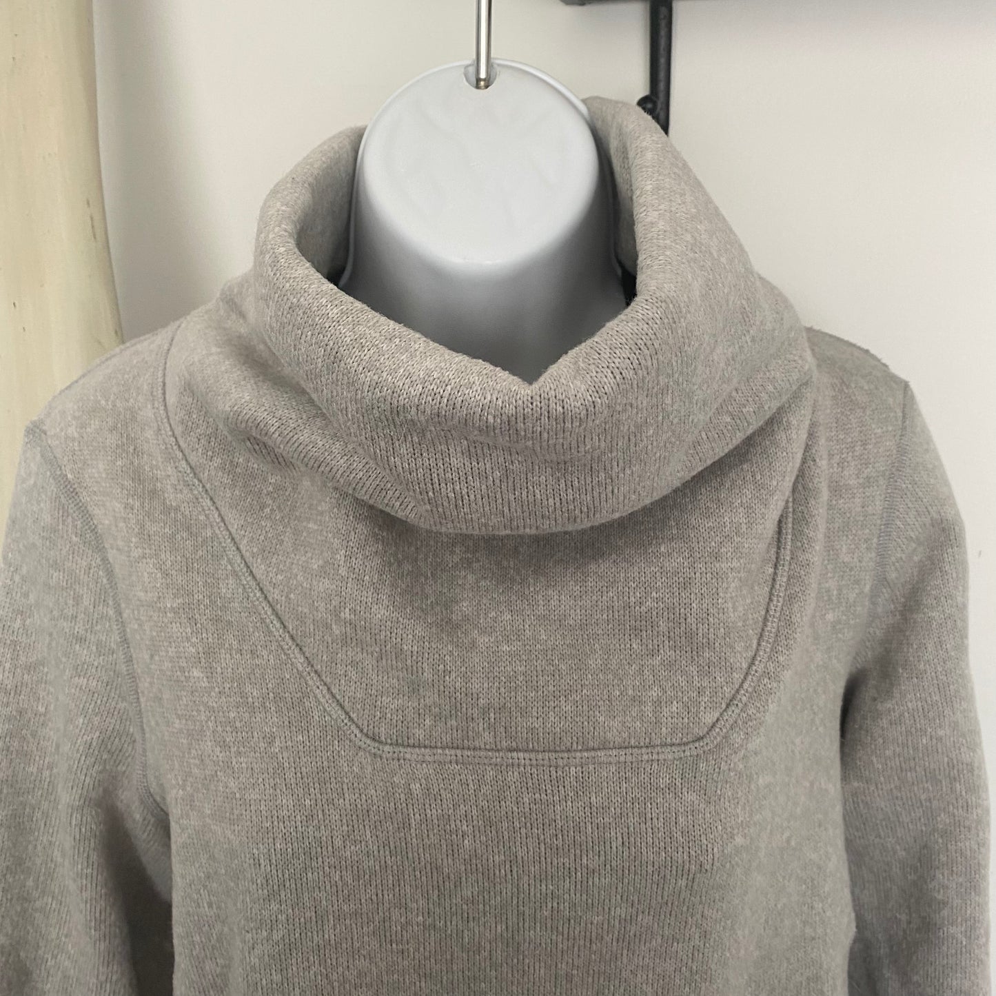 Arc’teryx Desira Cowl Funnel Turtleneck Sweater Tunic Size Medium