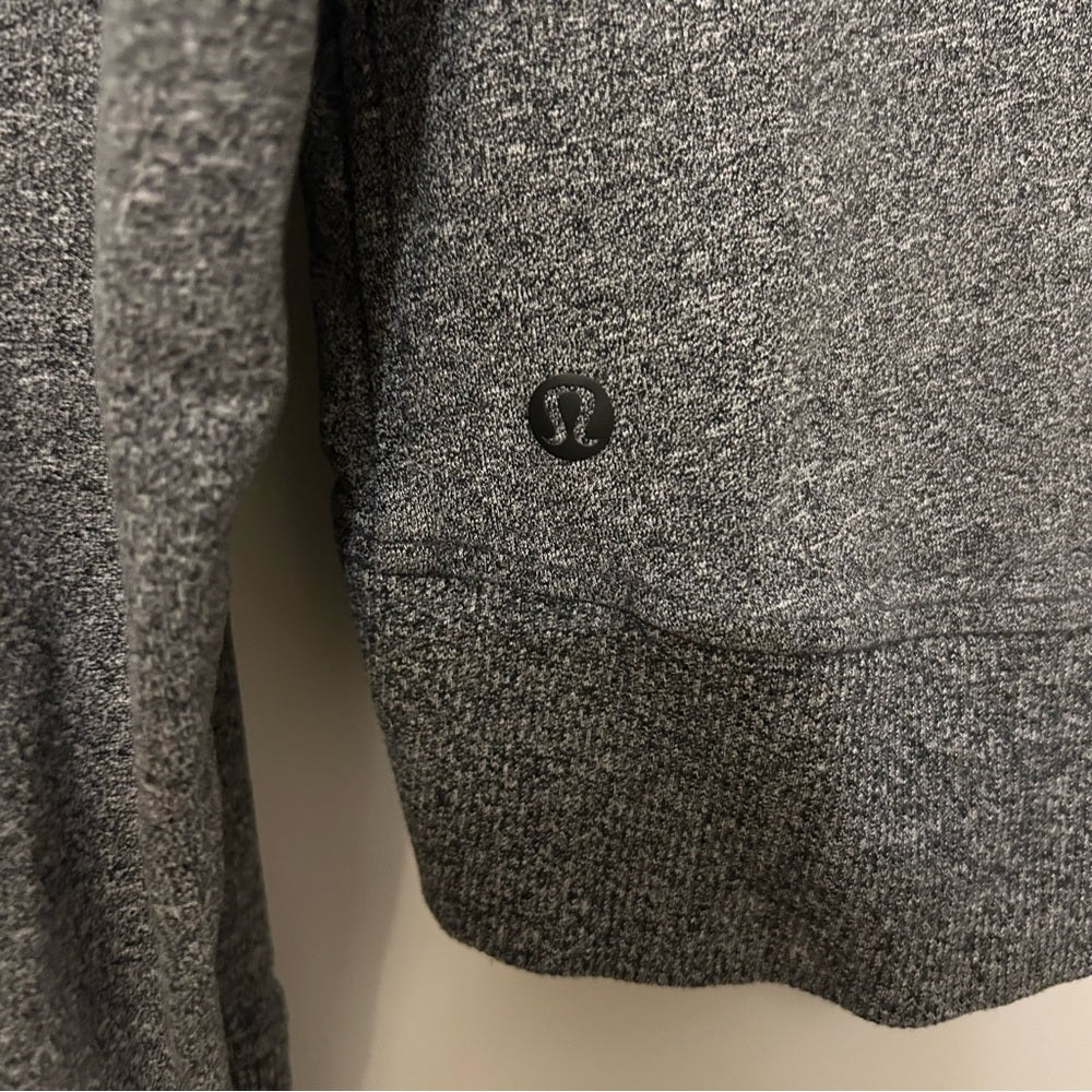 Lululemon Long Sleeve Sweatshirt Top Medium-Large