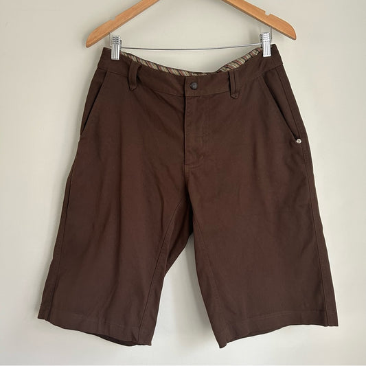 Lululemon Utility Long Shorts Casual Medium to Large - Love it again boutique