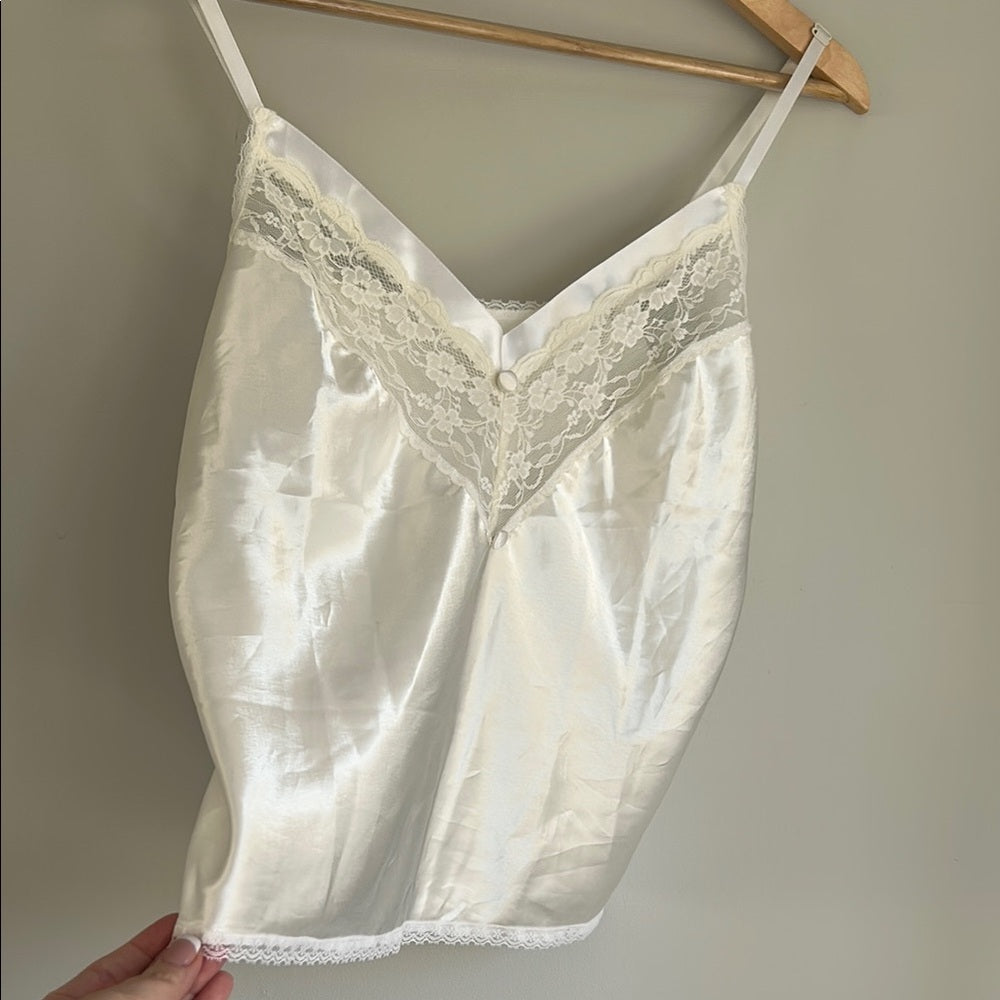 Vintage Victoria’s Secret Satin Lace Trim Elegant V-Neck Baby Doll Feminine Cami