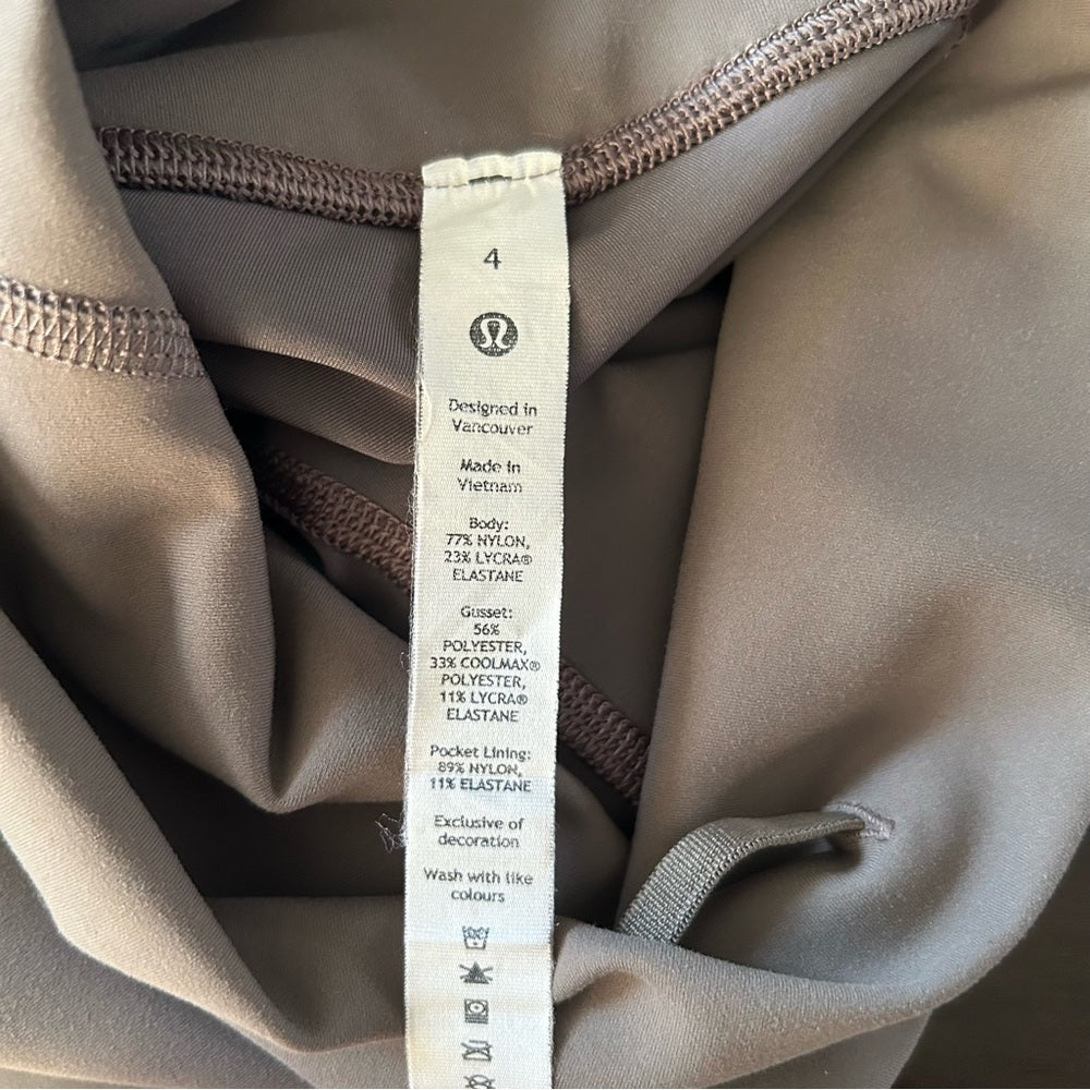 Lululemon Wunder Train Pockets 8” Shorts High Rise Rare Size 4
