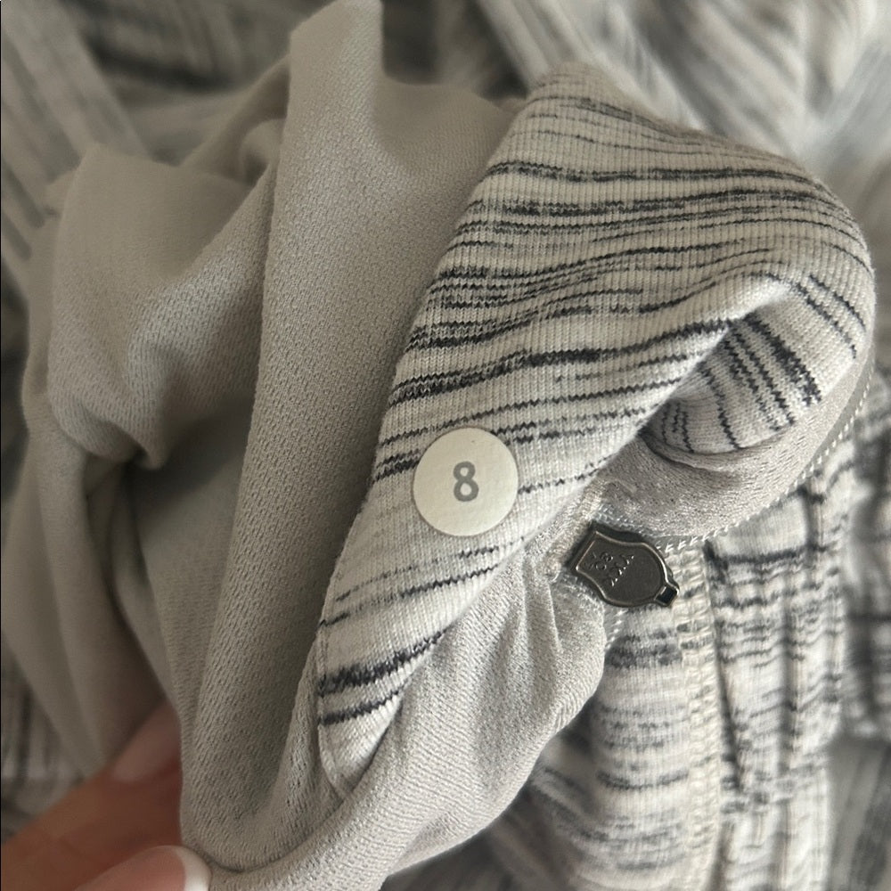 Lululemon Think Fast Hoodie Size 8