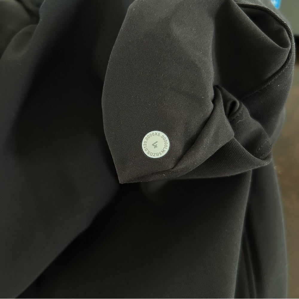 Lululemon On The Fly Jogger *Woven Pull On Pants Size 4