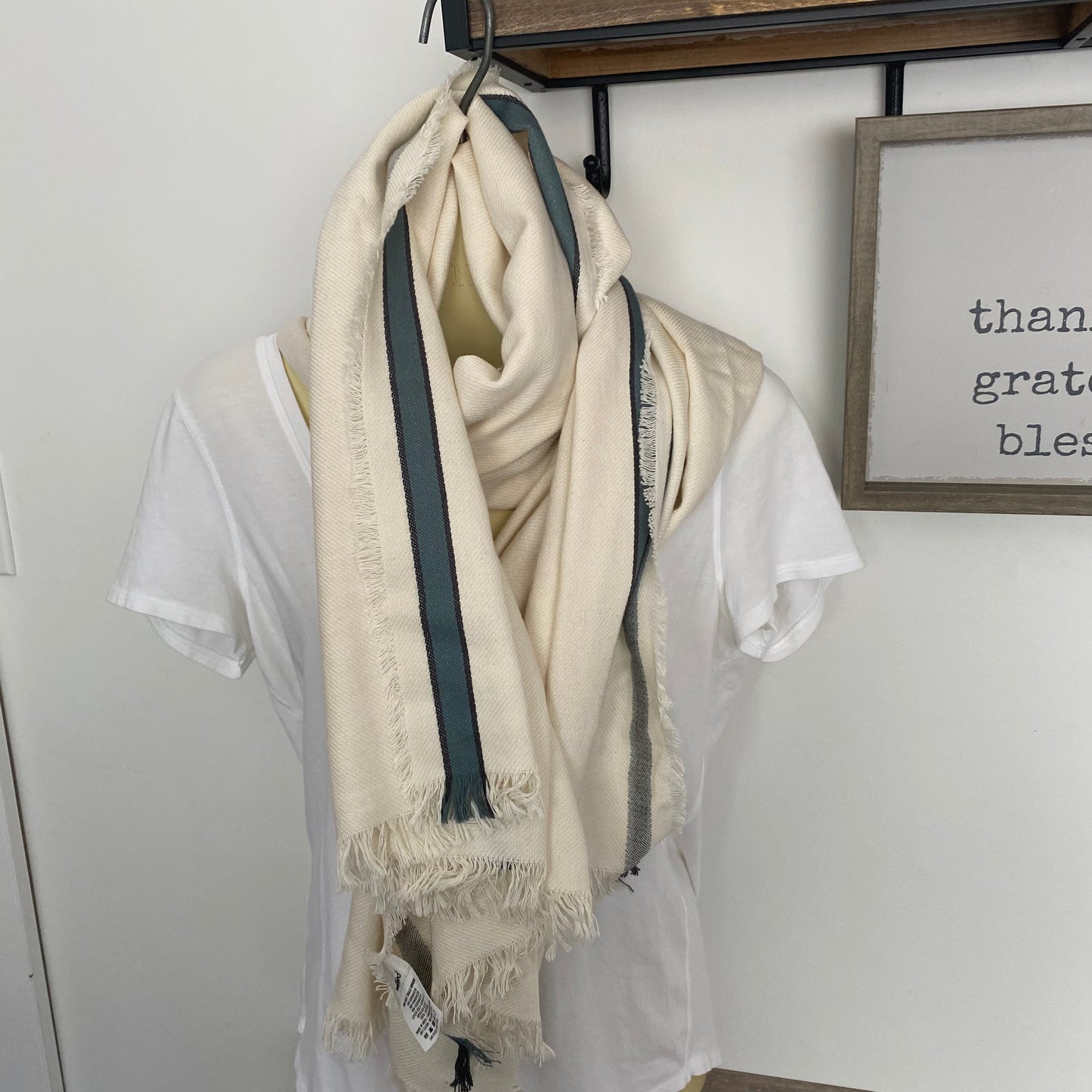 Luxuriously Soft Aritzia Wilfred 100% Cotton Blanket Scarf NWOT