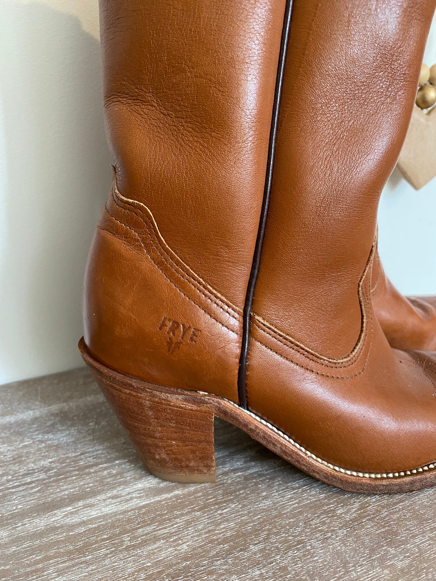Frye Western Boots Cognac Coastal Cowgirl Size 6.5