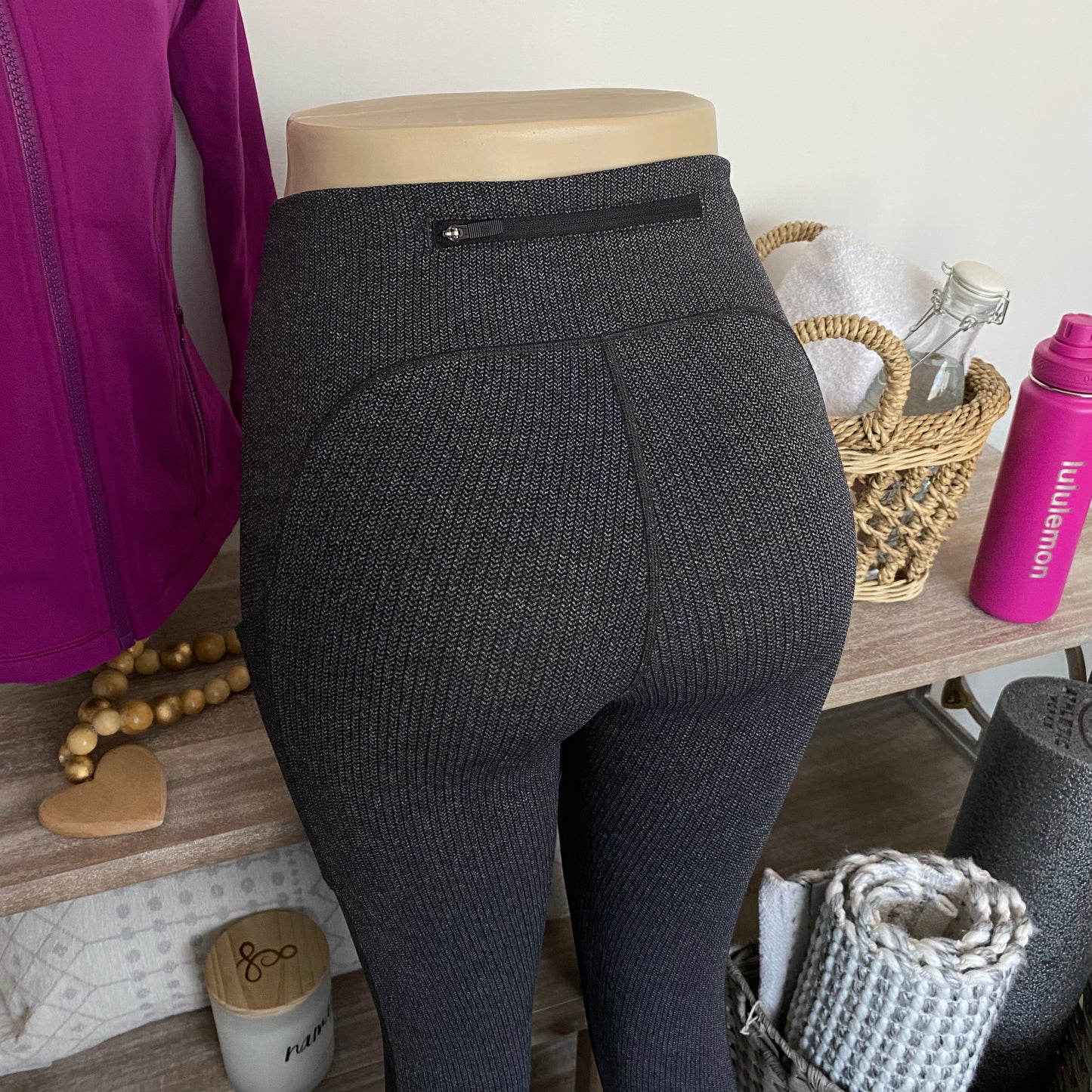 Rare Lululemon Speed Up Tight 28” Leggings Size 4
